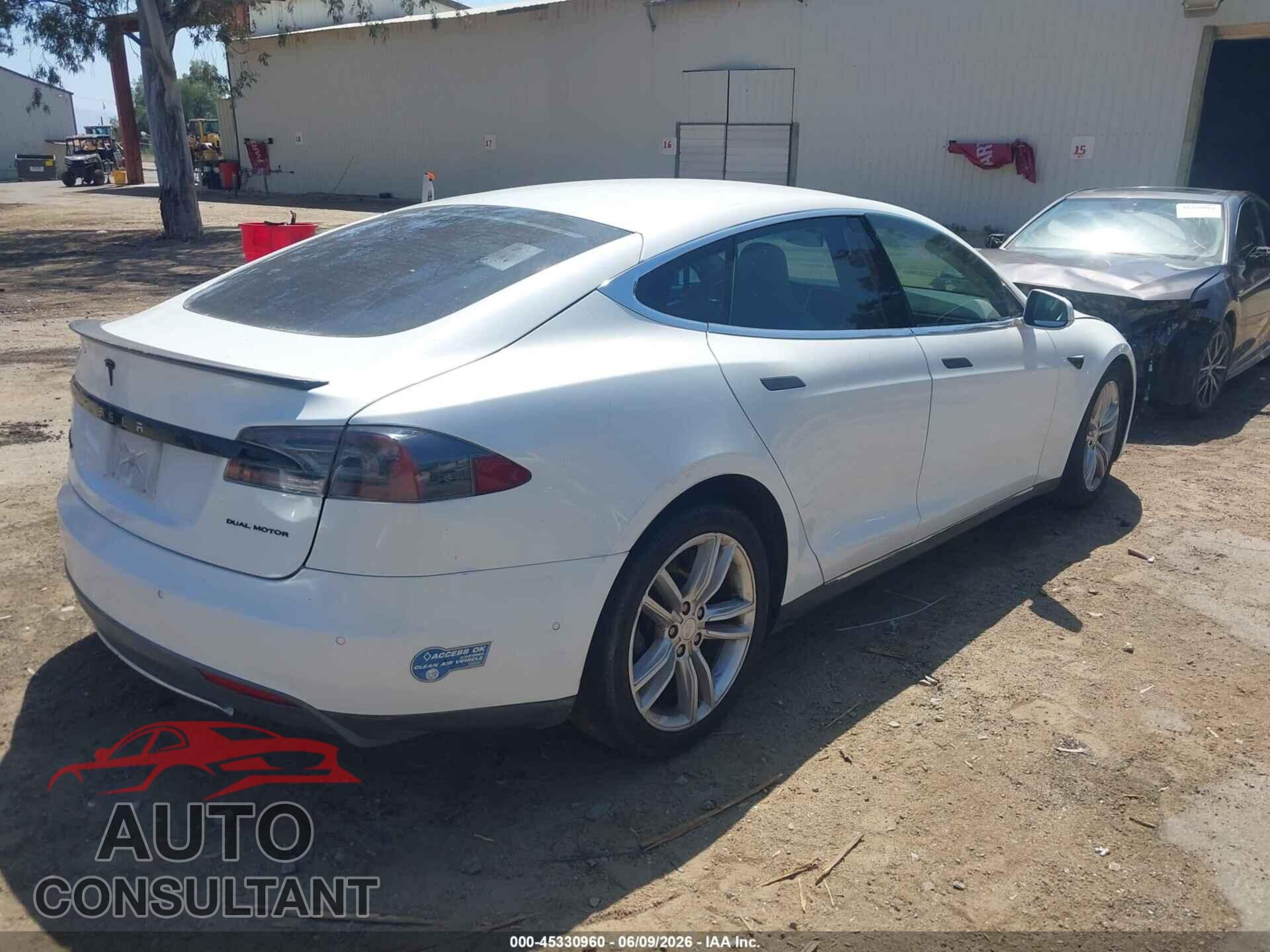 TESLA MODEL S 2016 - 5YJSA1E17GF123402