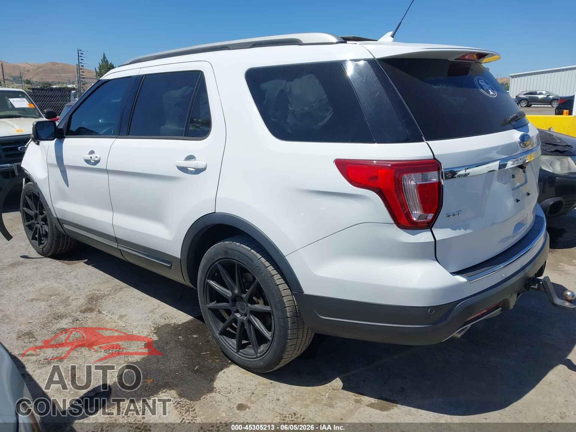 FORD EXPLORER 2018 - 1FM5K7D84JGA98348