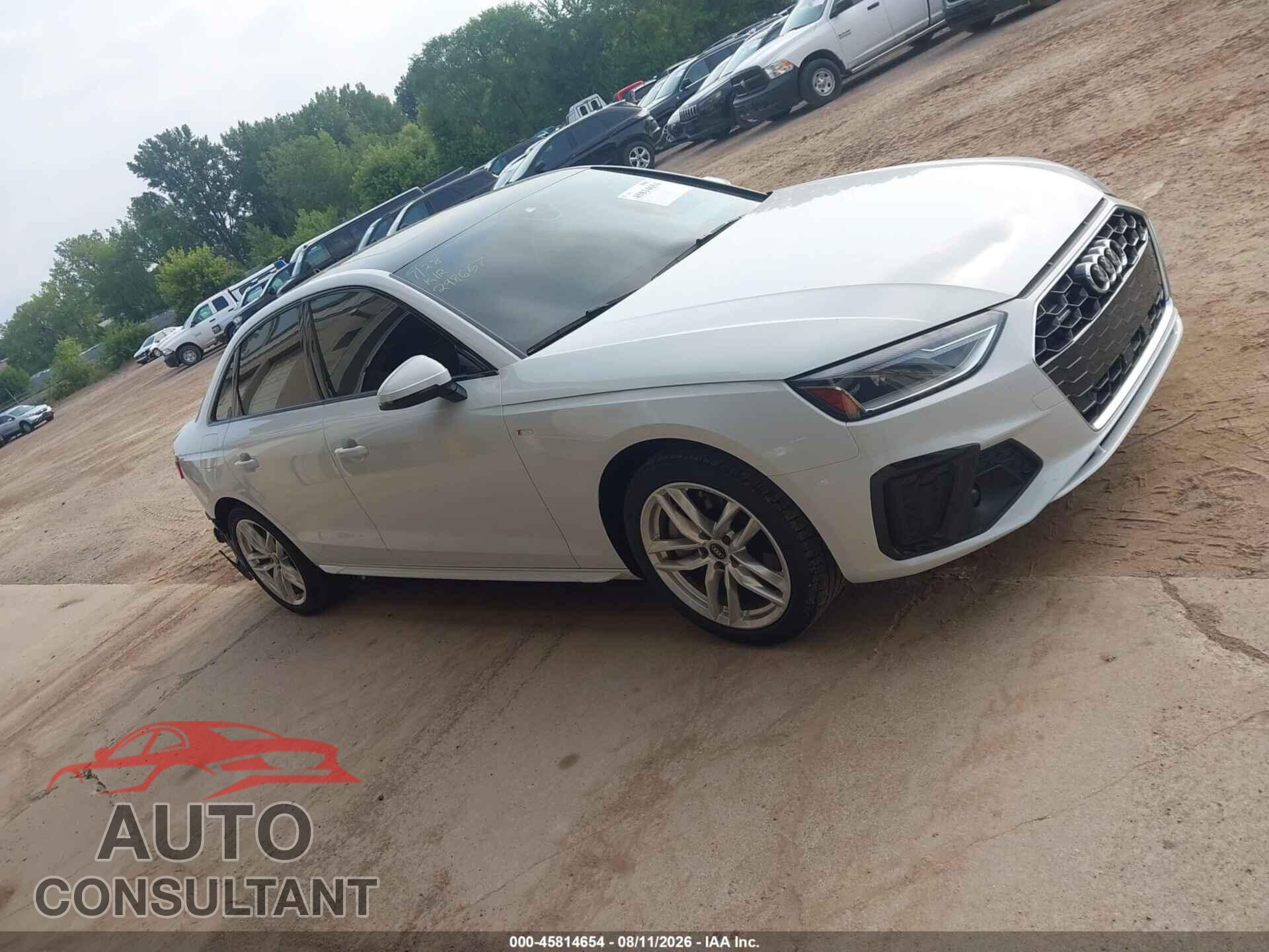AUDI A4 2021 - WAUDAAF46MA056469
