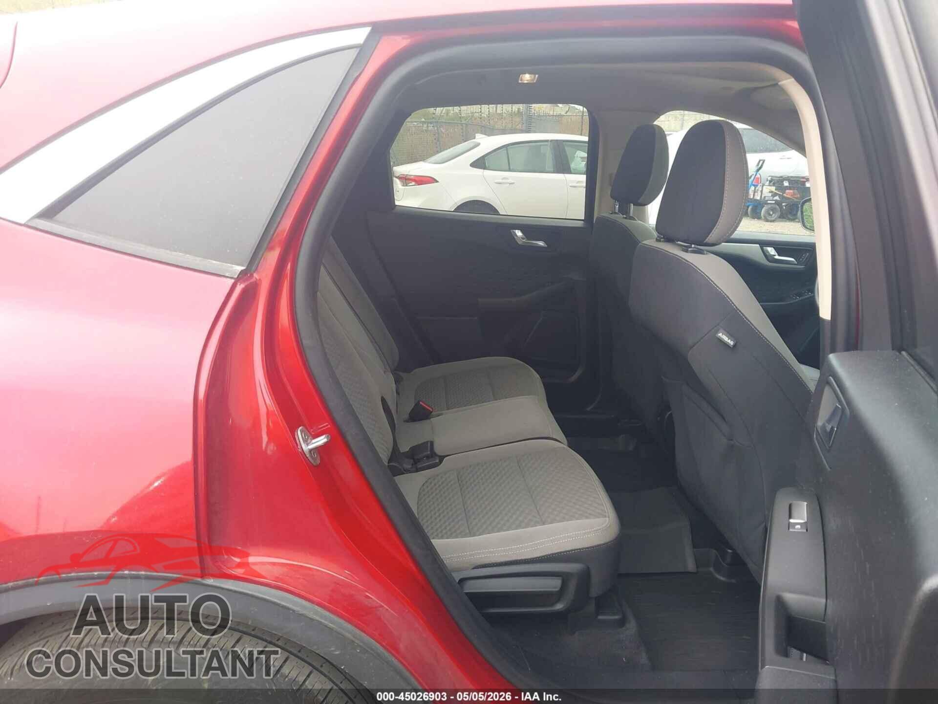 FORD ESCAPE 2020 - 1FMCU0G61LUA83393