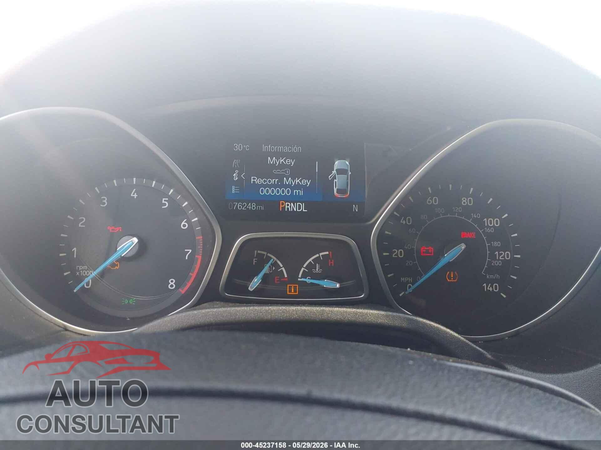 FORD FOCUS 2015 - 1FADP3F29FL208656