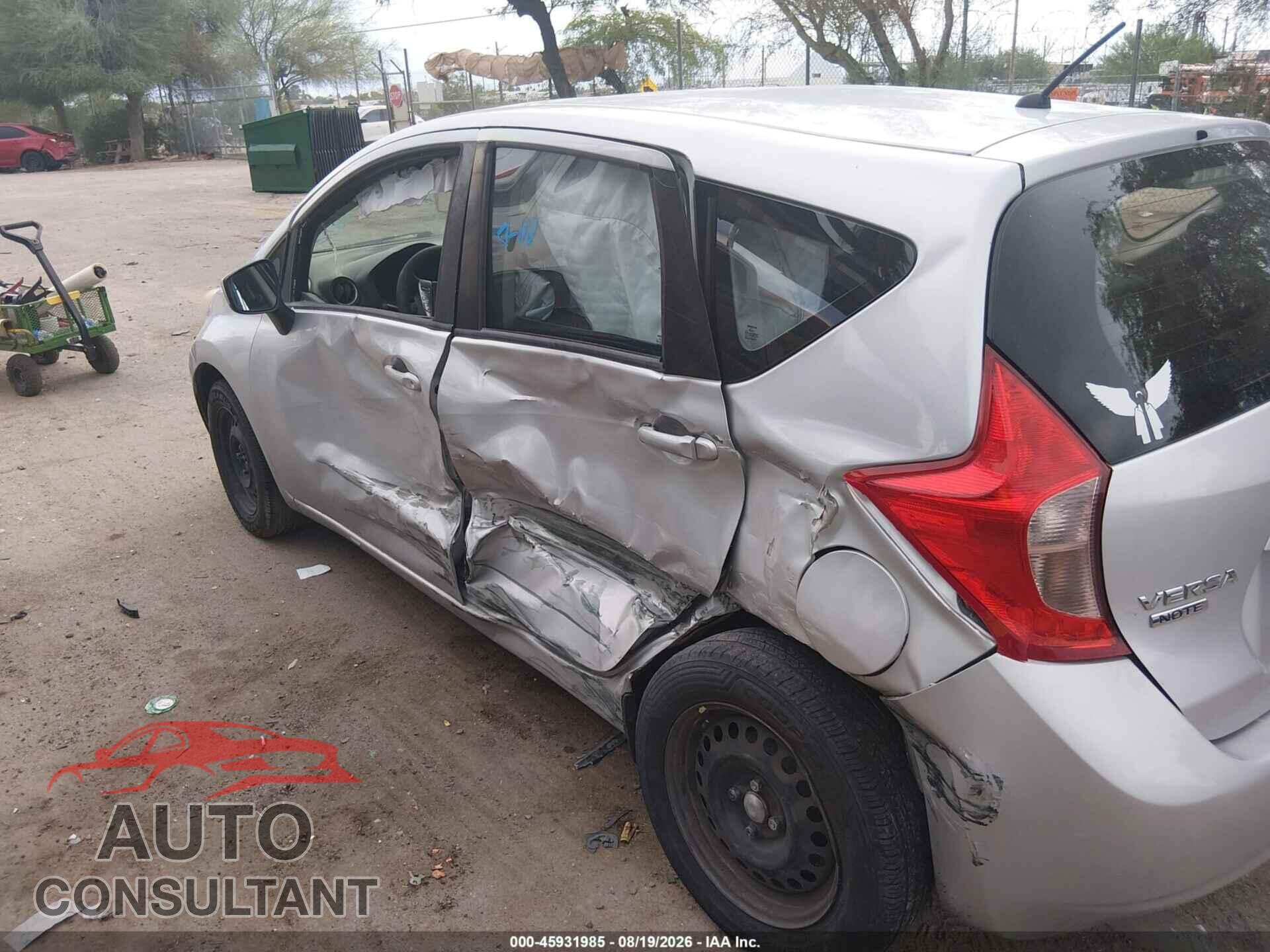 NISSAN VERSA NOTE 2015 - 3N1CE2CP4FL424475