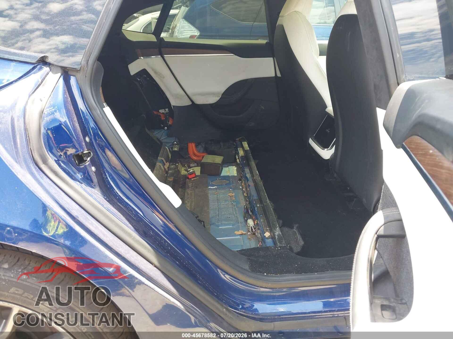 TESLA MODEL S 2021 - 5YJSA1E53MF428149