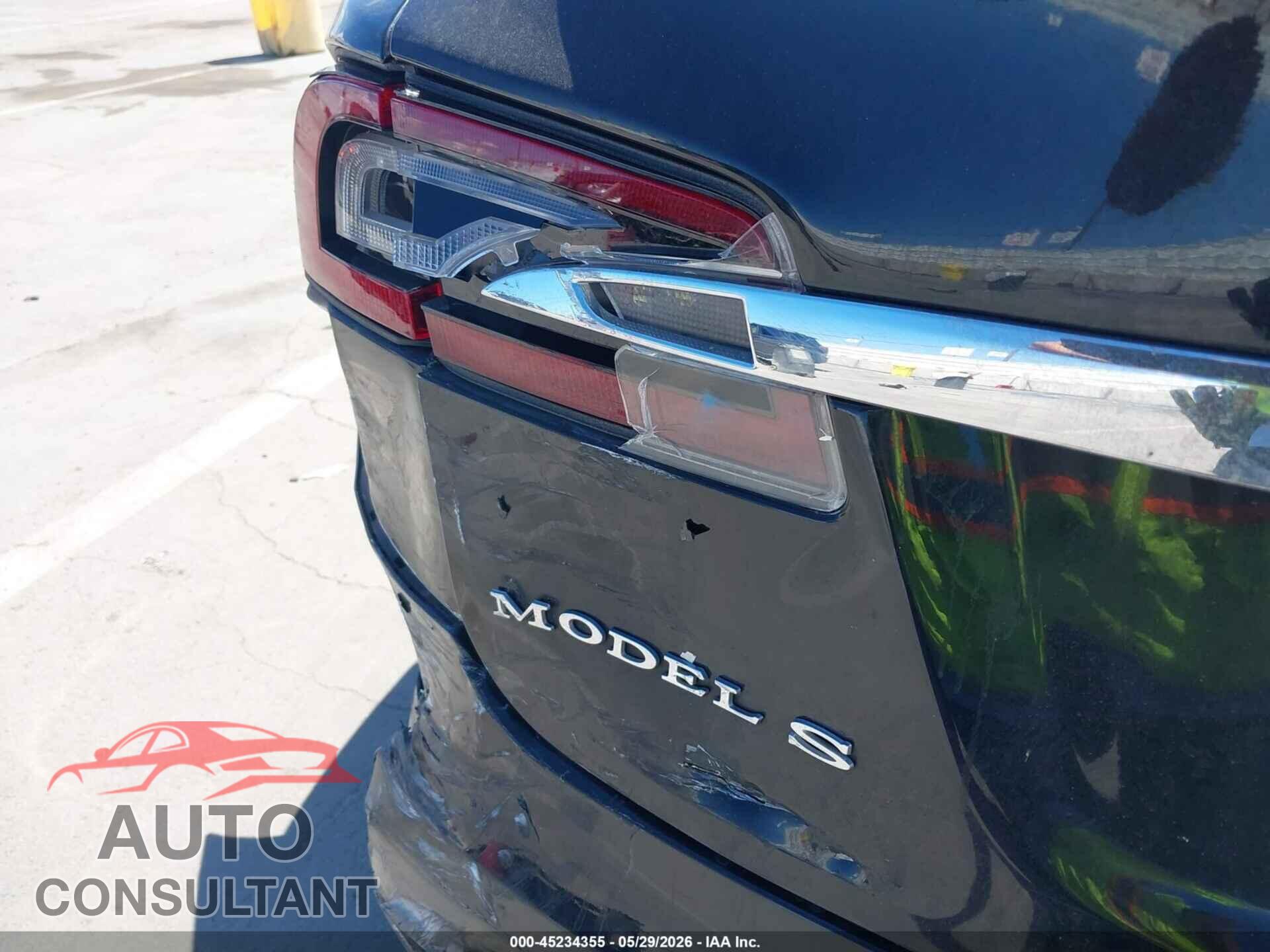 TESLA MODEL S 2018 - 5YJSA1E21JF293643