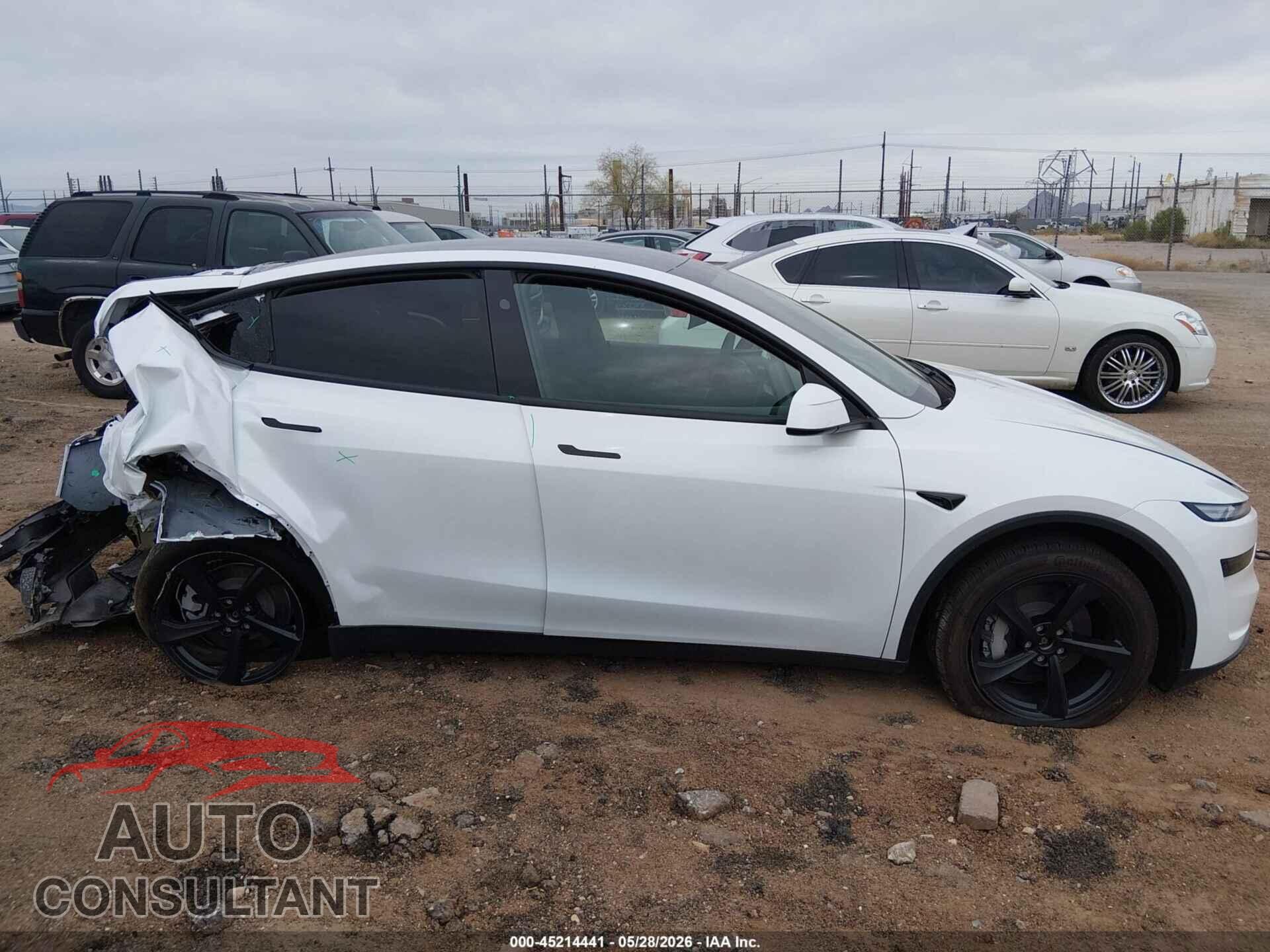 TESLA MODEL Y 2026 - 7SAYGDEE5TF586746
