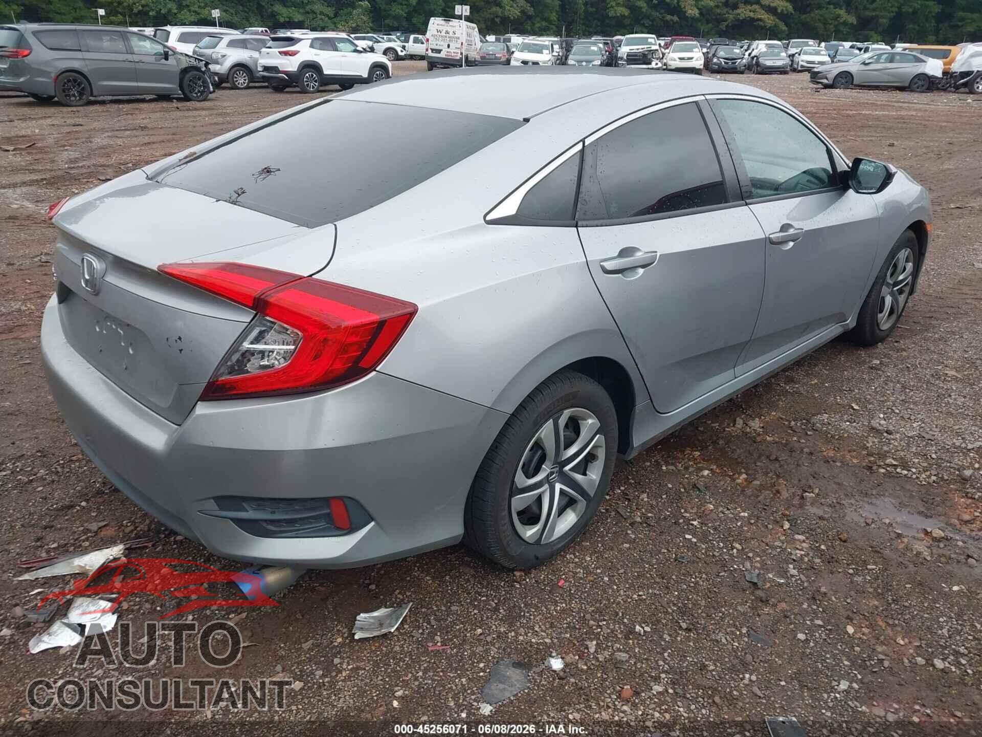 HONDA CIVIC 2018 - 2HGFC2F53JH605225