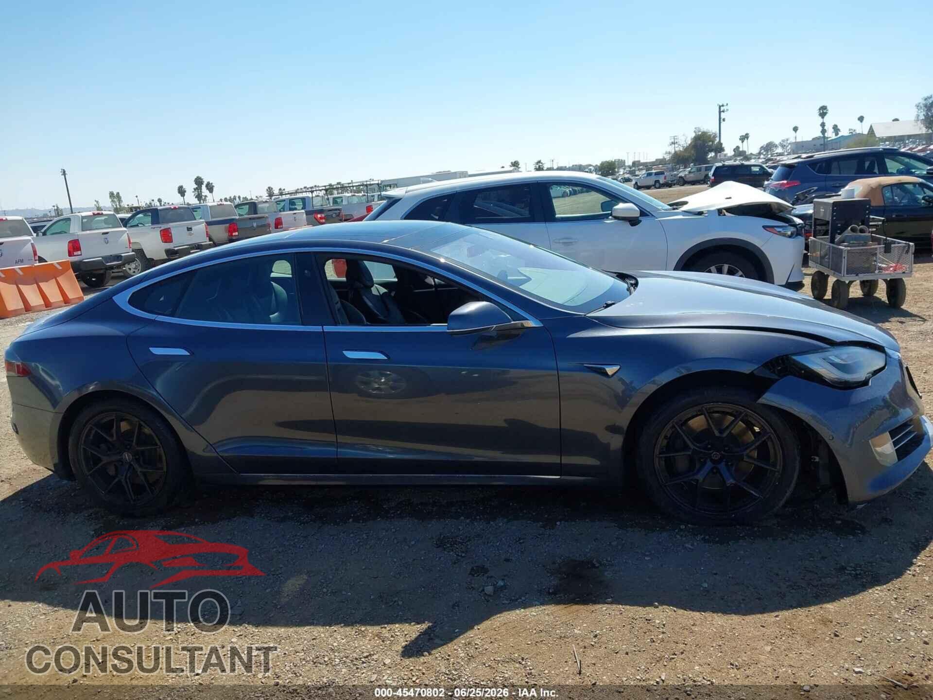 TESLA MODEL S 2018 - 5YJSA1E21JF249111