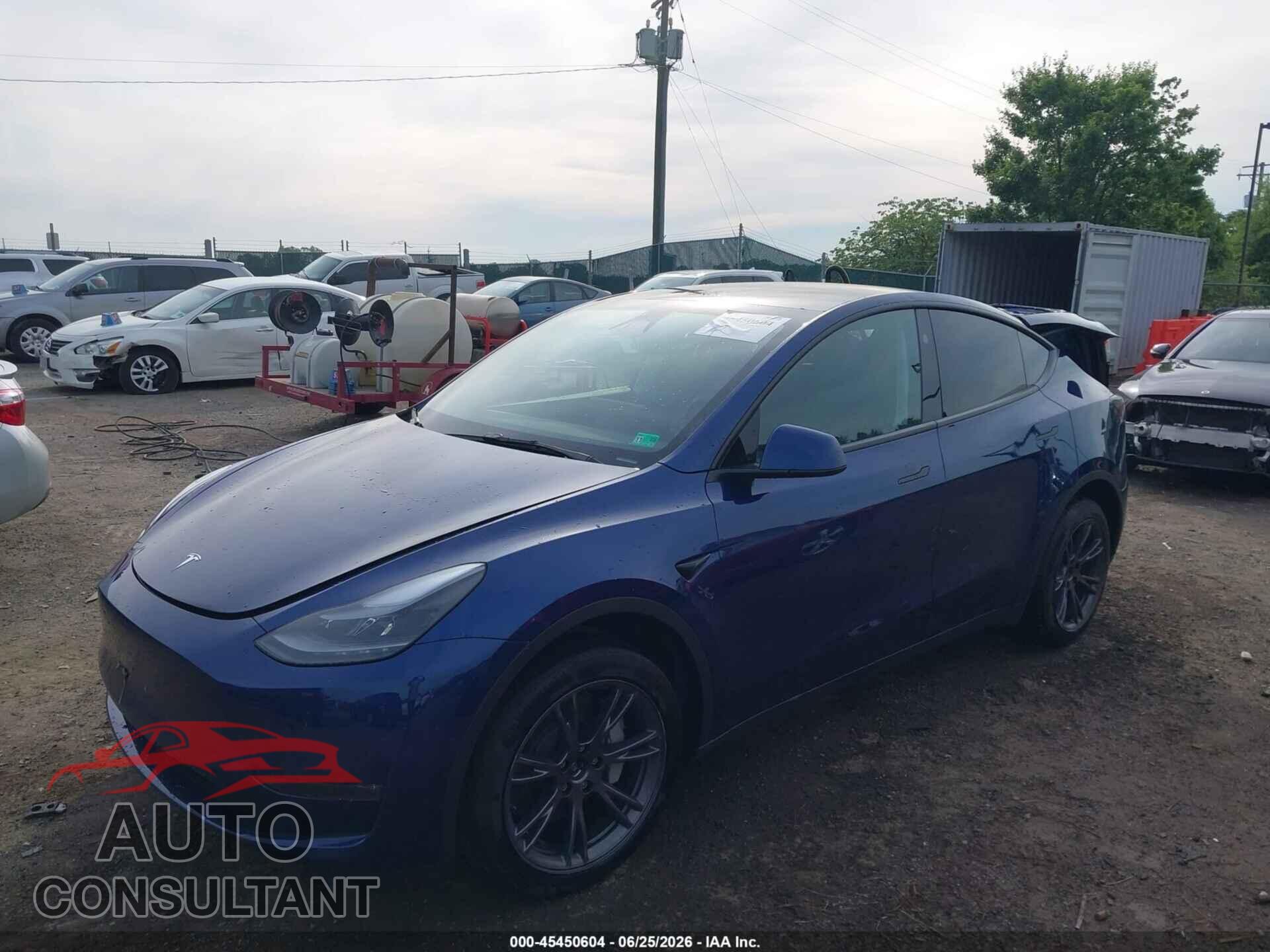 TESLA MODEL Y 2025 - 7SAYGDEE0SA337959