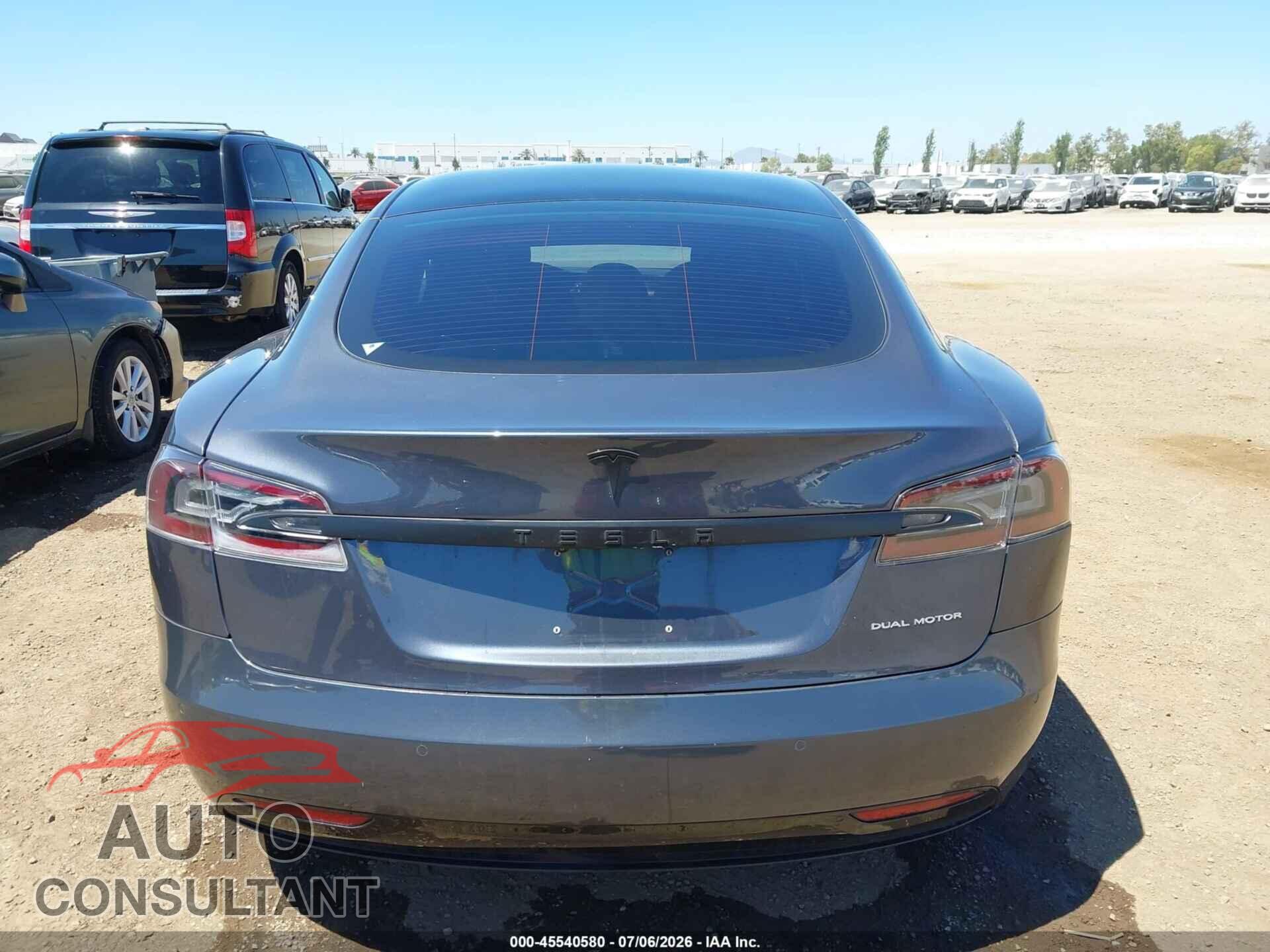 TESLA MODEL S 2020 - 5YJSA1E22LF371253