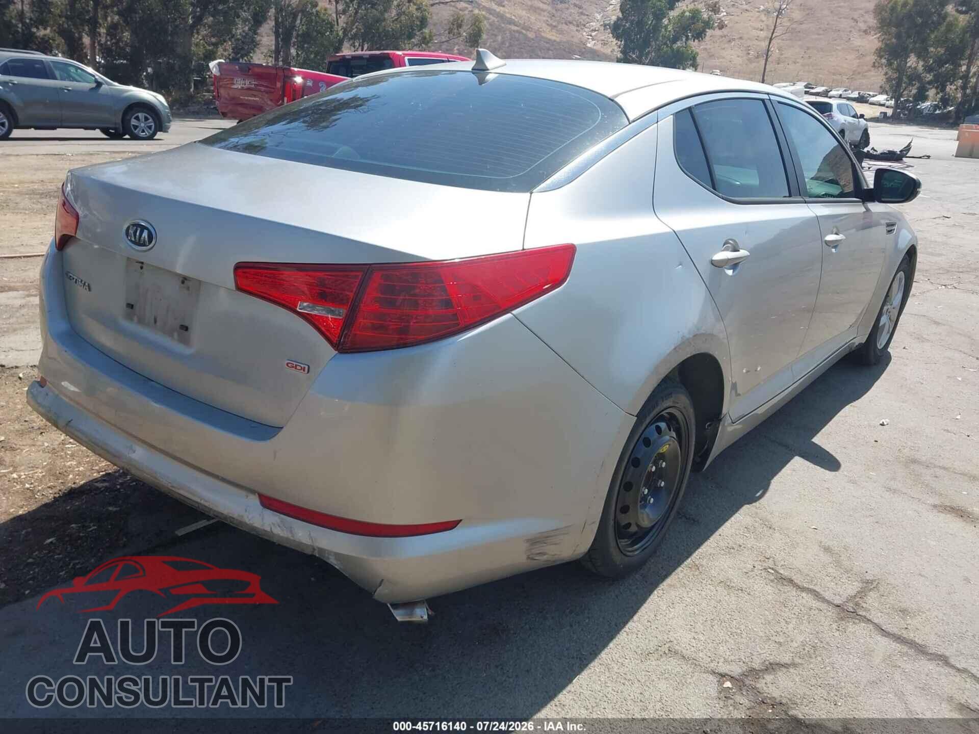 KIA OPTIMA 2011 - KNAGM4A72B5157358