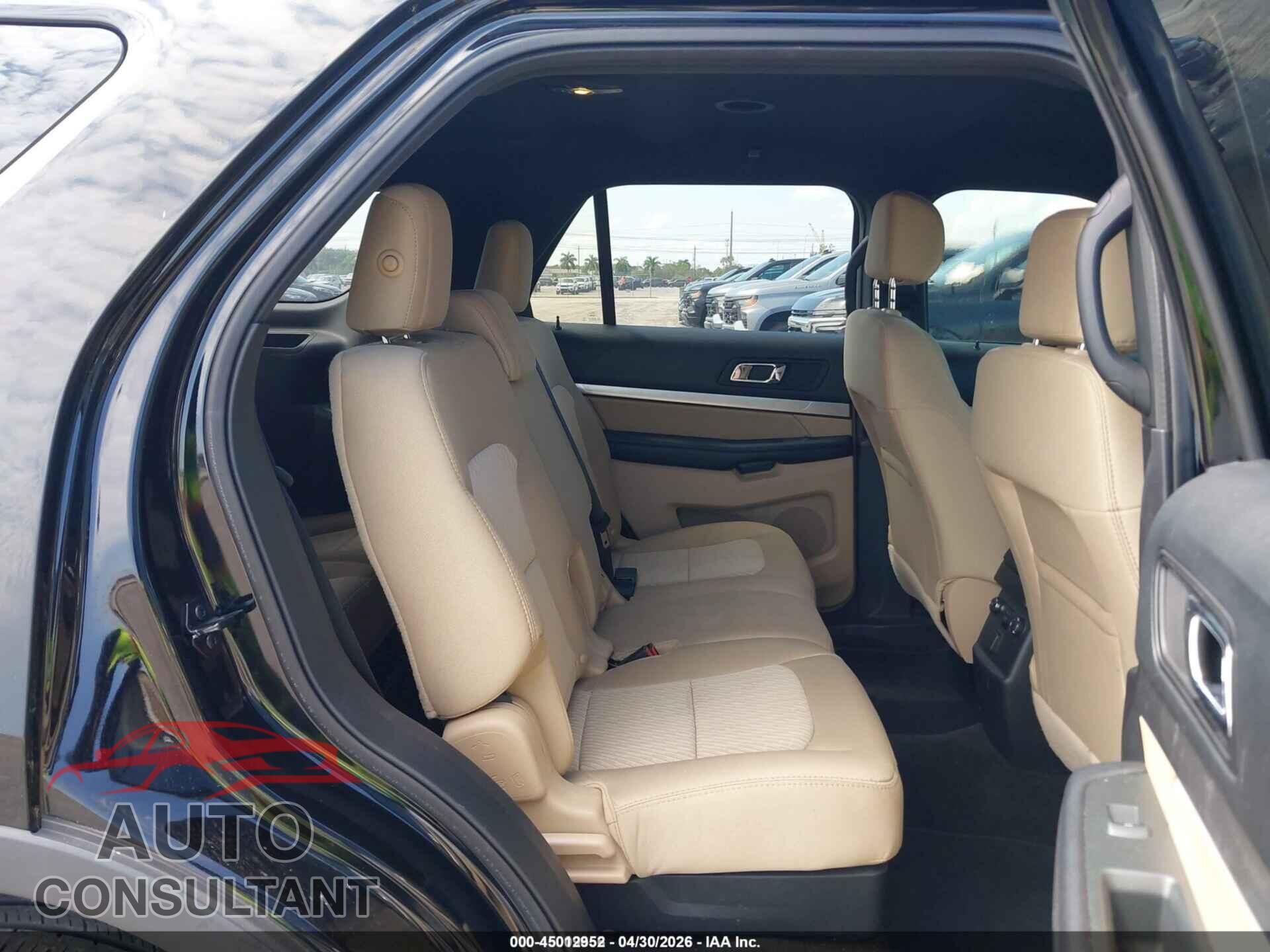 FORD EXPLORER 2017 - 1FM5K7B84HGD22912