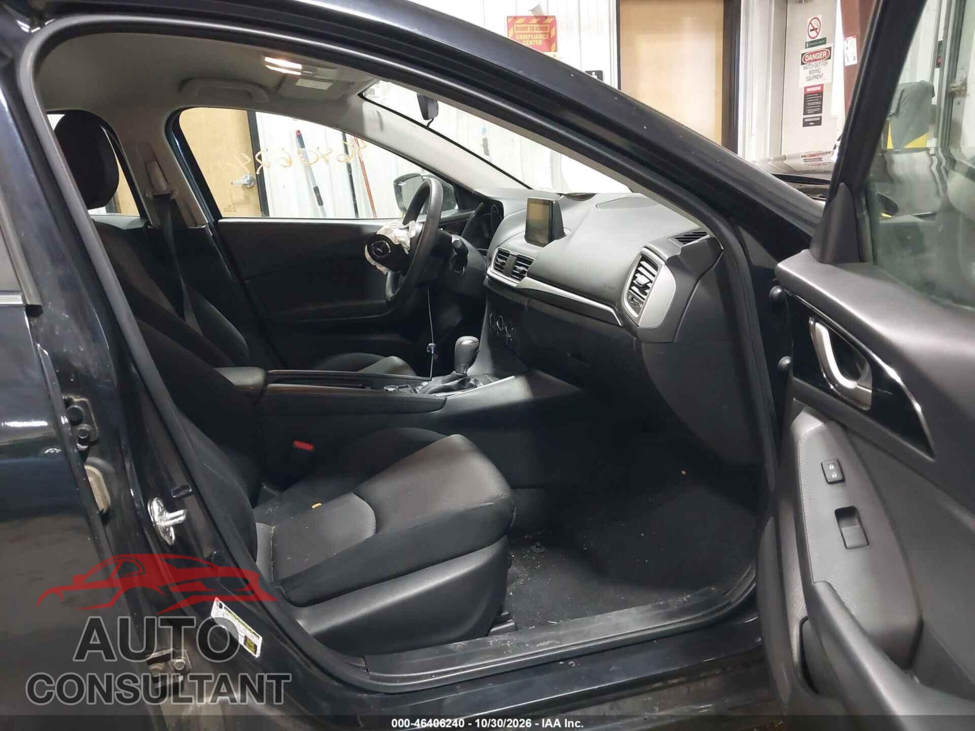 MAZDA MAZDA3 2017 - 3MZBN1K75HM117346