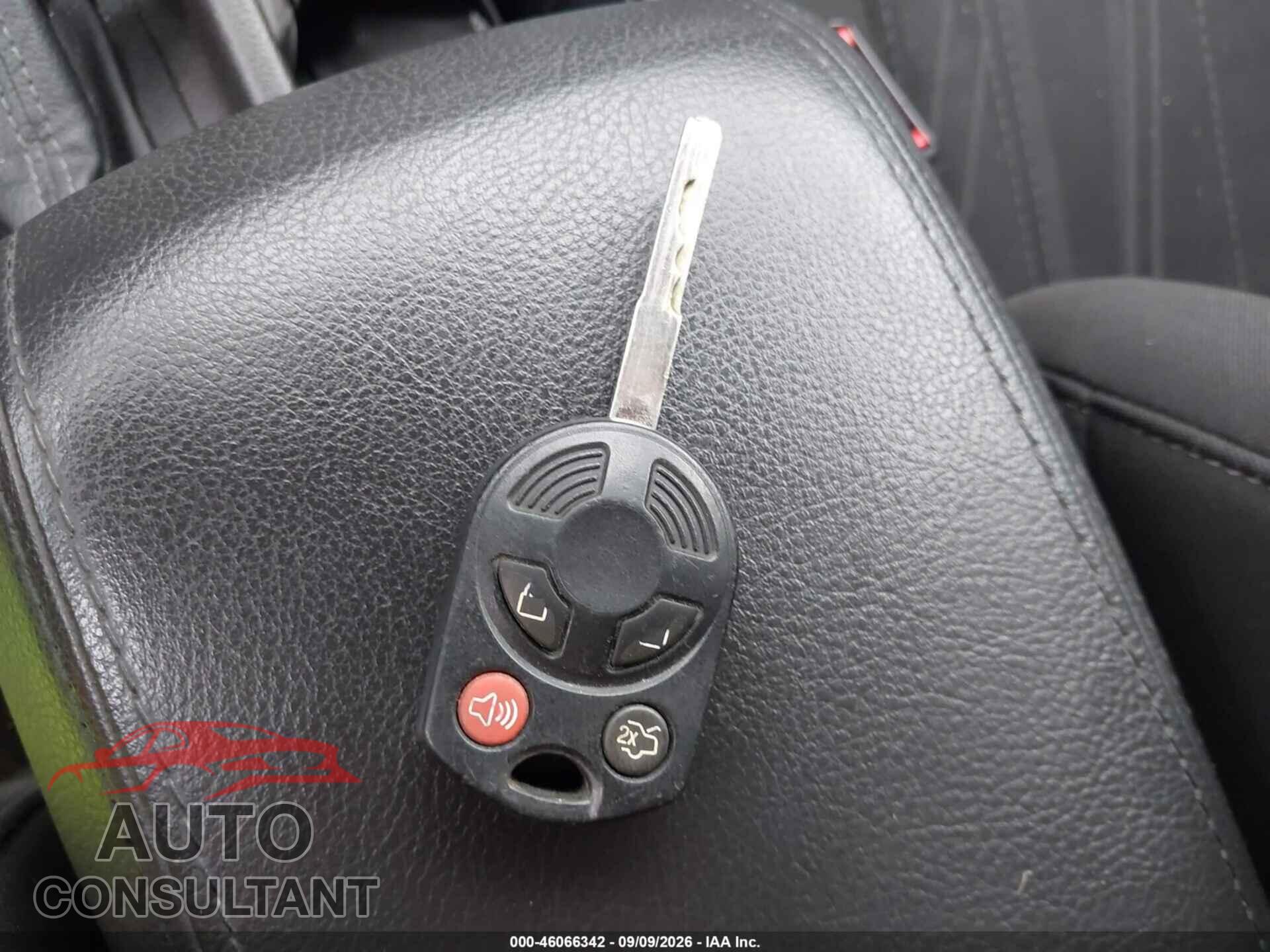 FORD FOCUS 2015 - 1FADP3F20FL226902