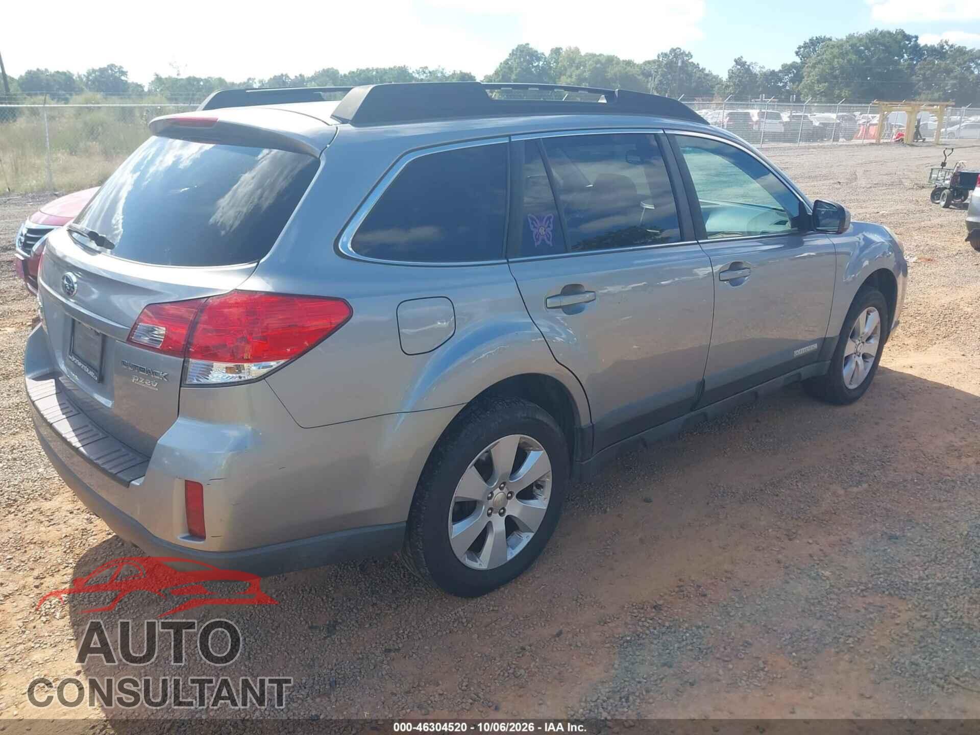 SUBARU OUTBACK 2010 - 4S4BRBLC8A3379471