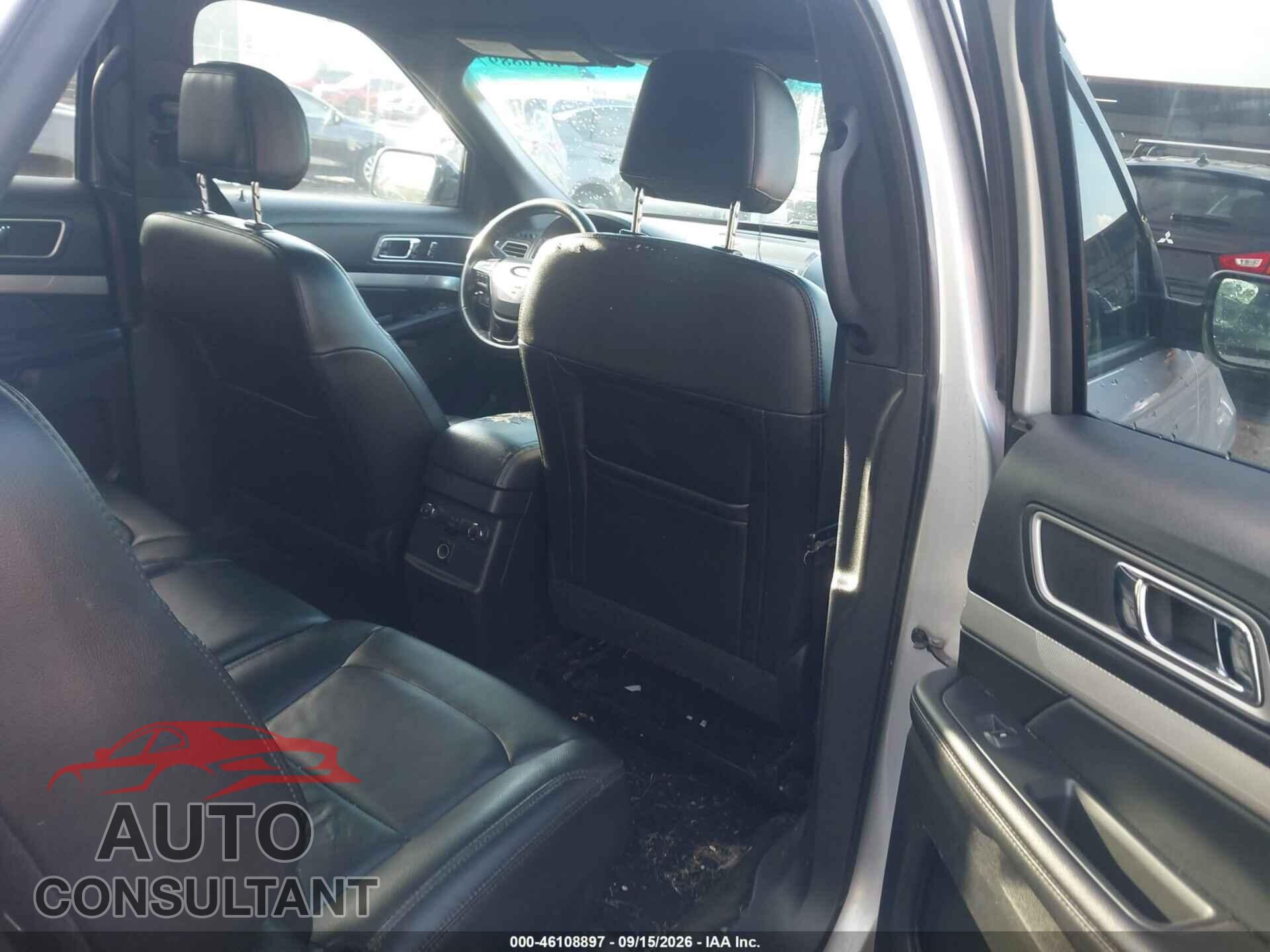FORD EXPLORER 2017 - 1FM5K7D82HGA67190