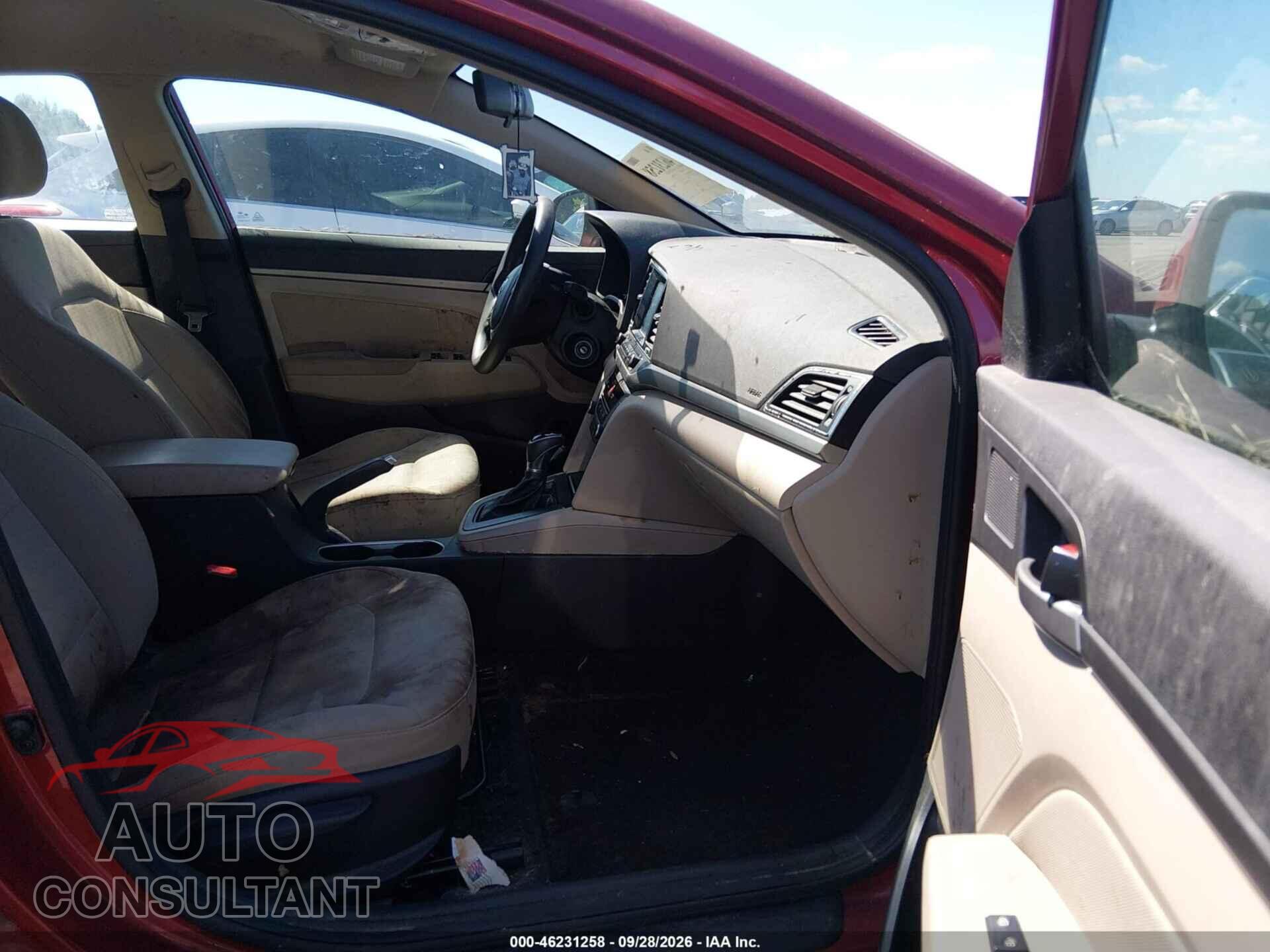 HYUNDAI ELANTRA 2018 - 5NPD84LF9JH257258