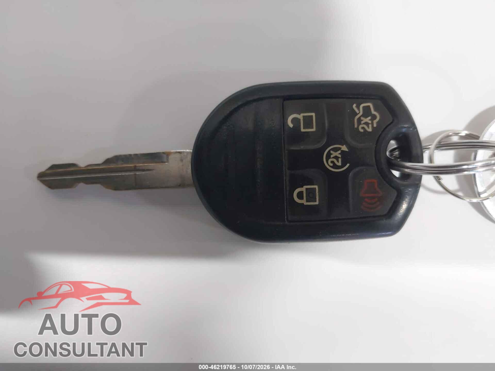 FORD TAURUS 2013 - 1FAHP2E85DG130318