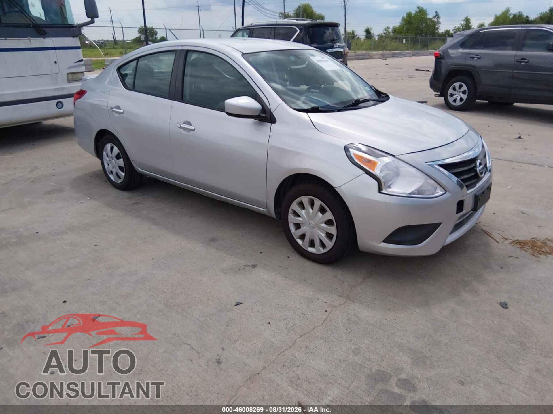 NISSAN VERSA 2017 - 3N1CN7AP3HL801073