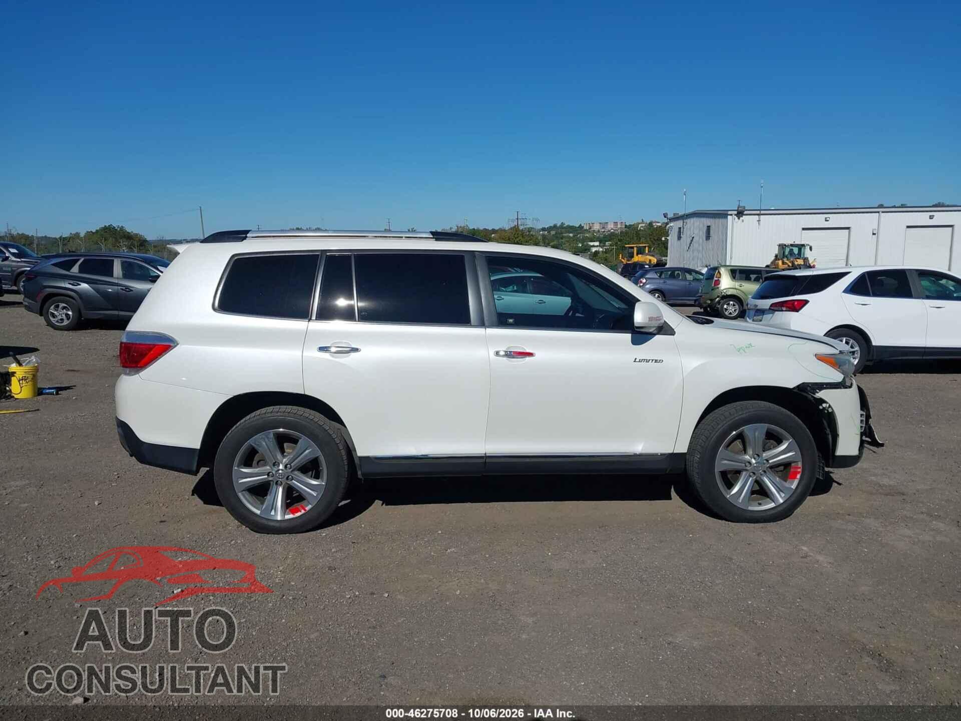 TOYOTA HIGHLANDER 2013 - 5TDDK3EH8DS225815