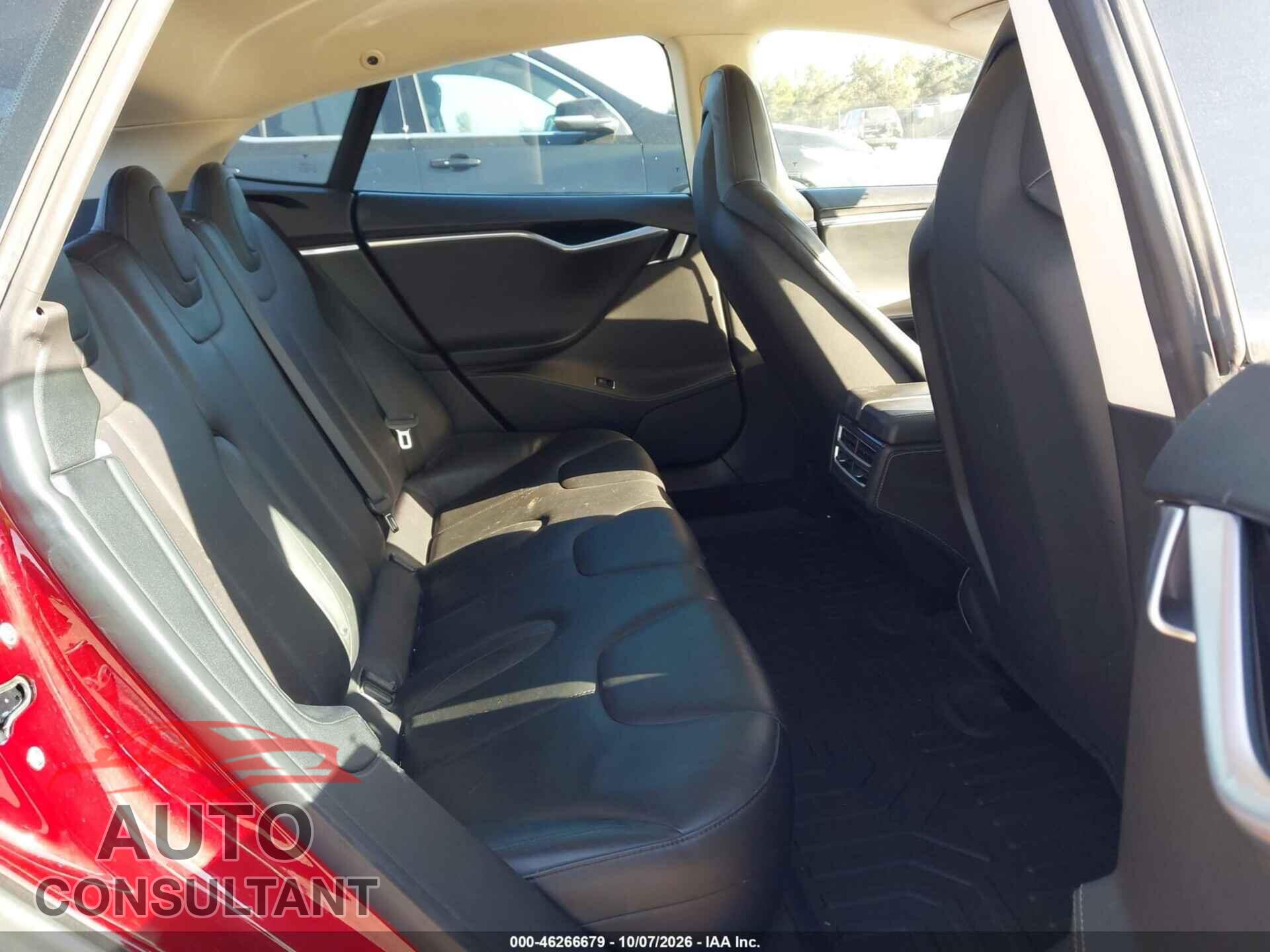 TESLA MODEL S 2014 - 5YJSA1H16EFP34417