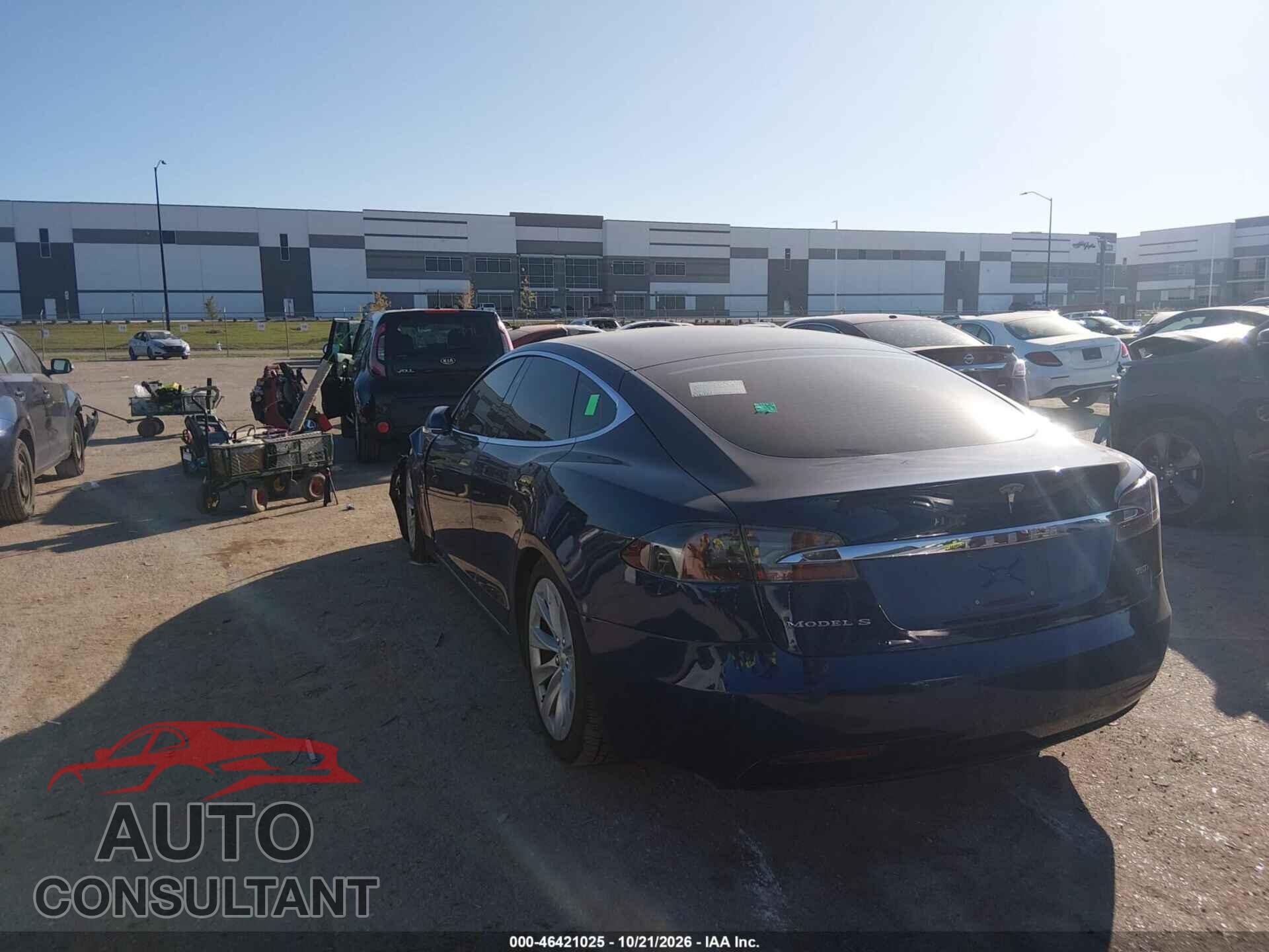 TESLA MODEL S 2017 - 5YJSA1E2XHF216179