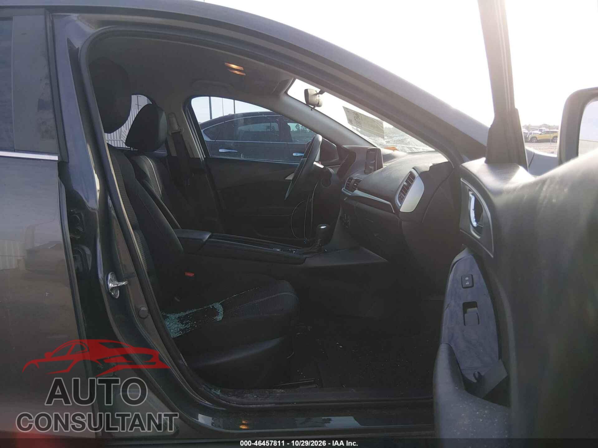 MAZDA MAZDA3 2017 - 3MZBN1U75HM141868