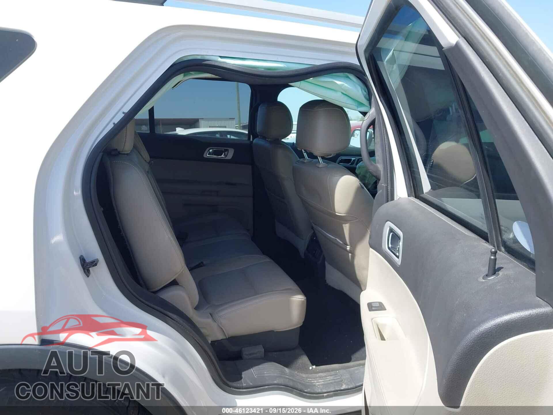 FORD EXPLORER 2011 - 1FMHK8F87BGA46715