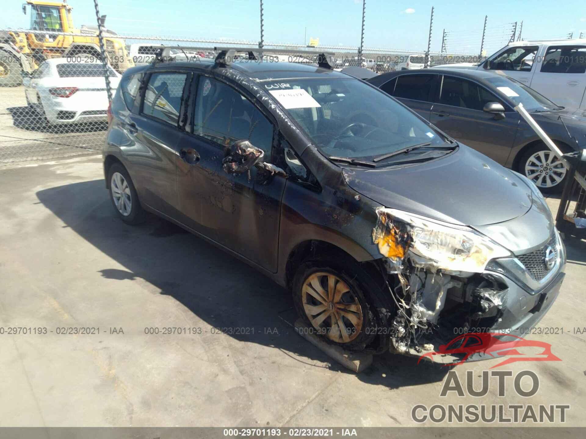 NISSAN VERSA NOTE 2018 - 3N1CE2CP7JL352292