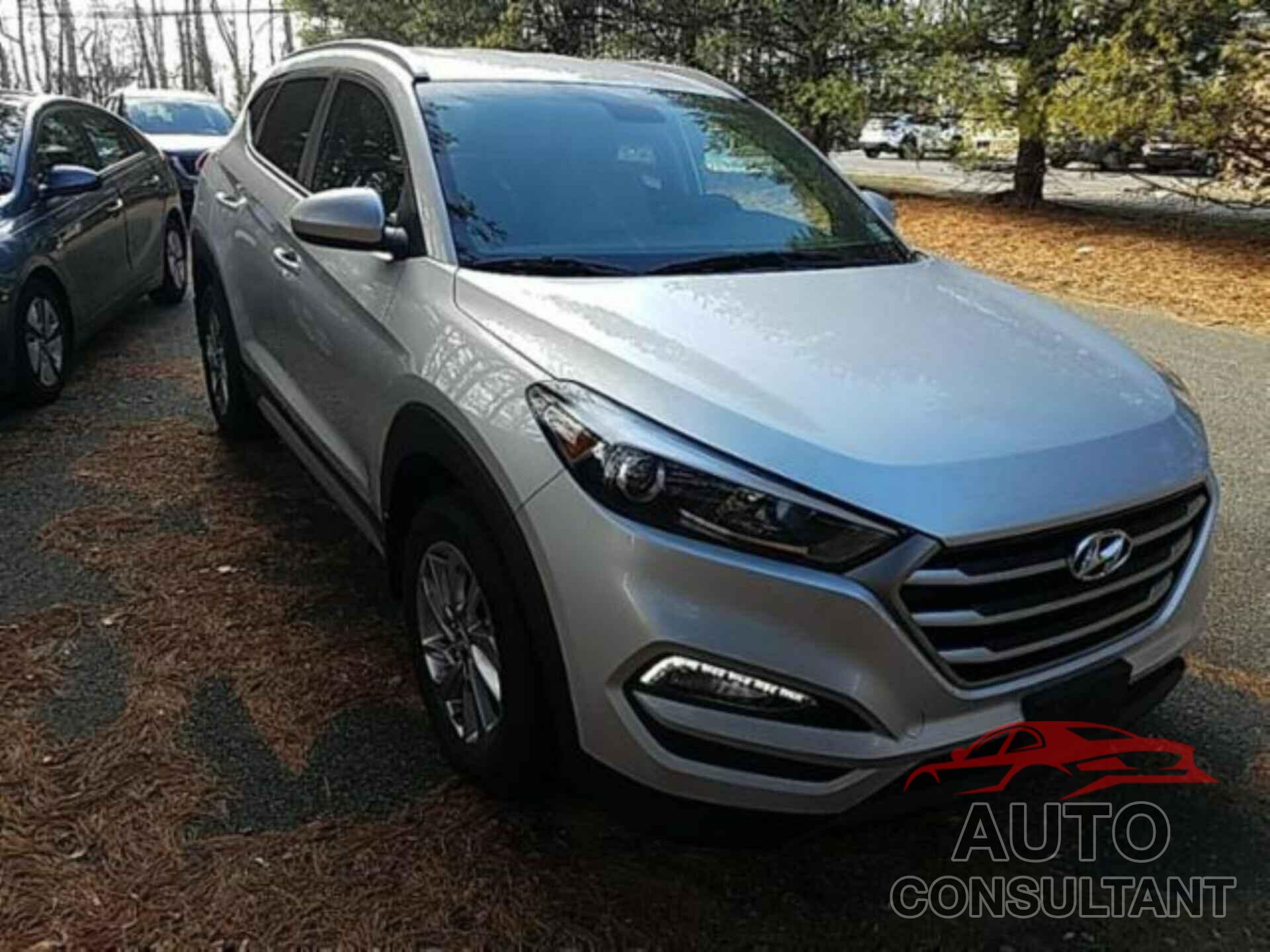 HYUNDAI TUCSON 2018 - KM8J3CA44JU831568