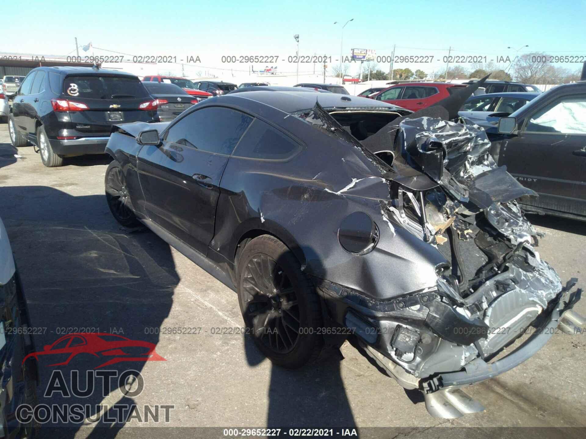 FORD MUSTANG 2019 - 1FA6P8CF9K5116426