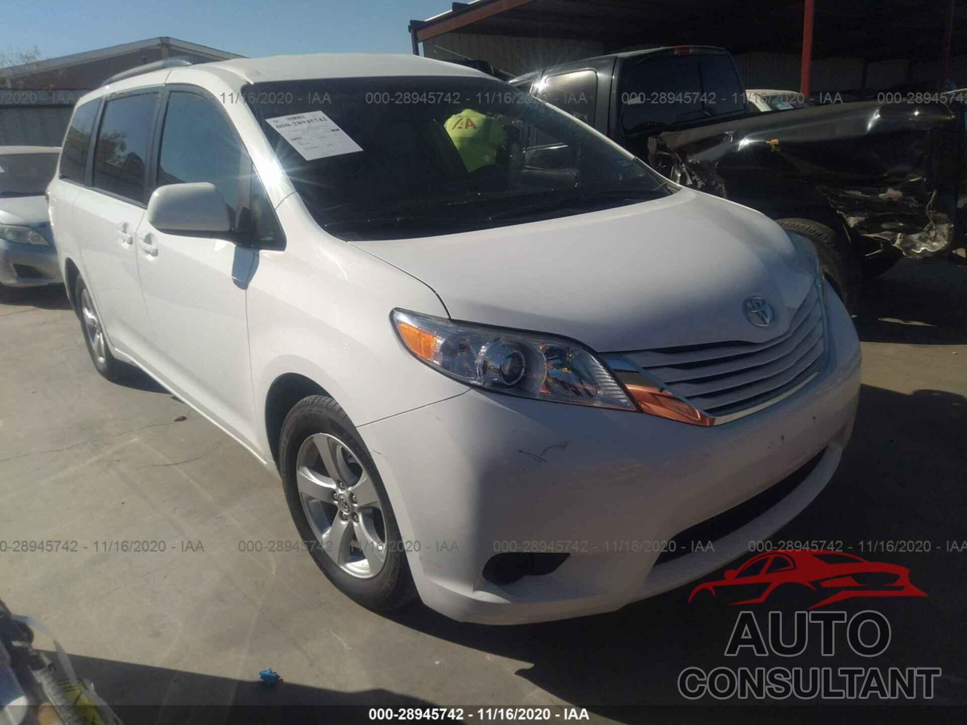 TOYOTA SIENNA 2017 - 5TDKZ3DC1HS793807