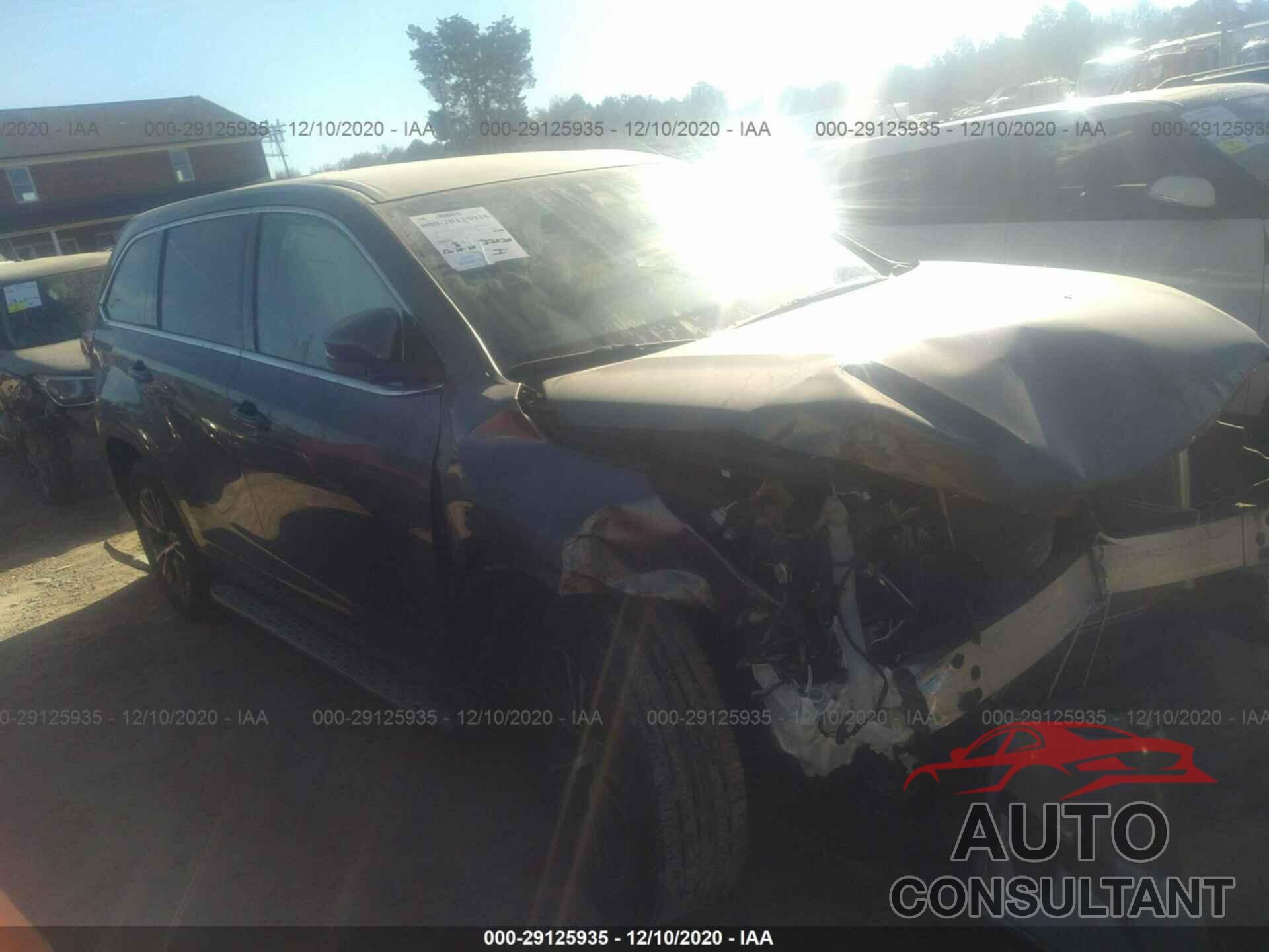 TOYOTA HIGHLANDER 2018 - 5TDZARFH8JS035003