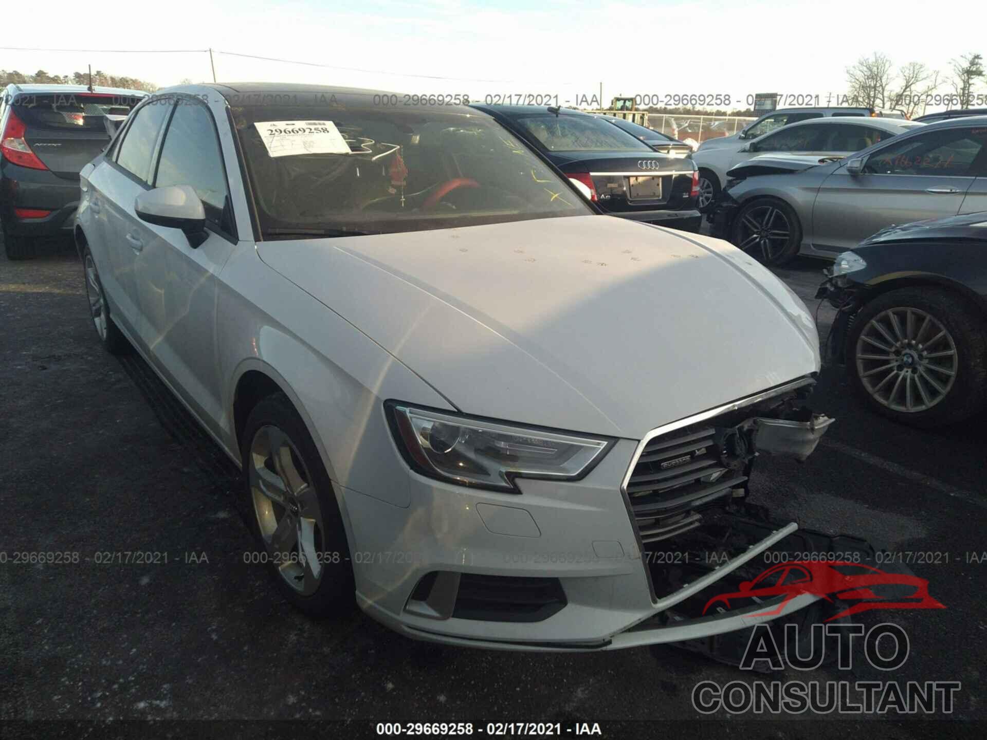 AUDI A3 SEDAN 2017 - WAUB8GFF0H1016675