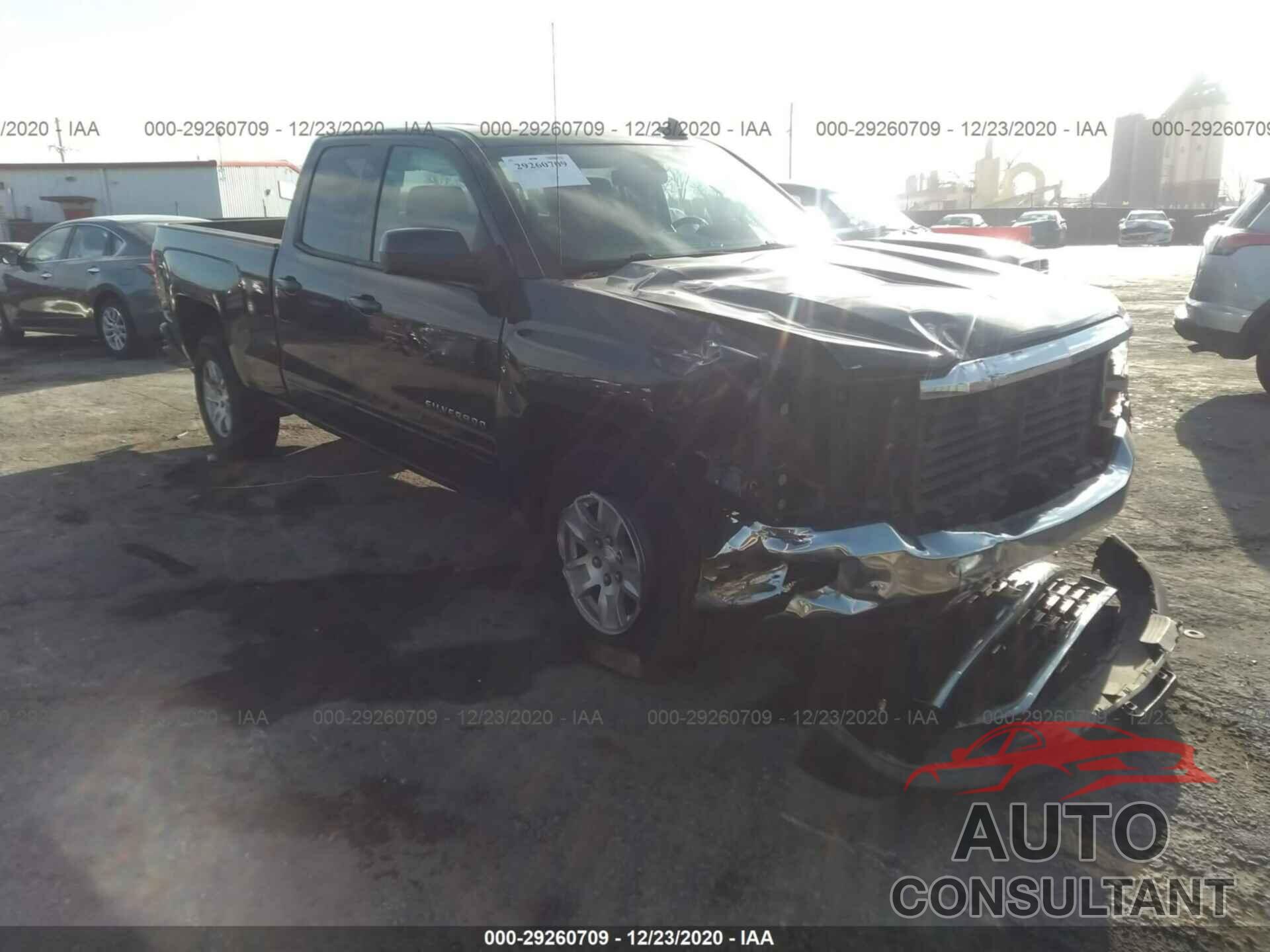 CHEVROLET SILVERADO 1500 2017 - 1GCRCREC4HZ223476