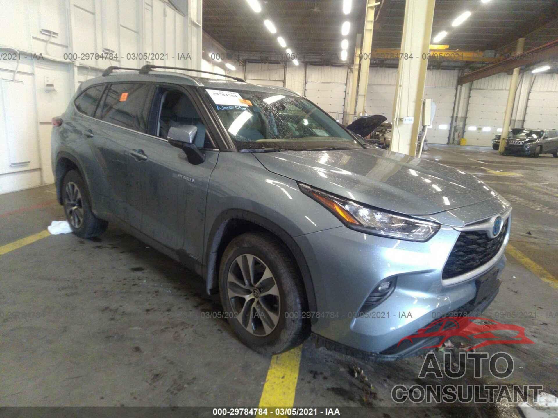 TOYOTA HIGHLANDER 2020 - 5TDGBRCH7LS004014