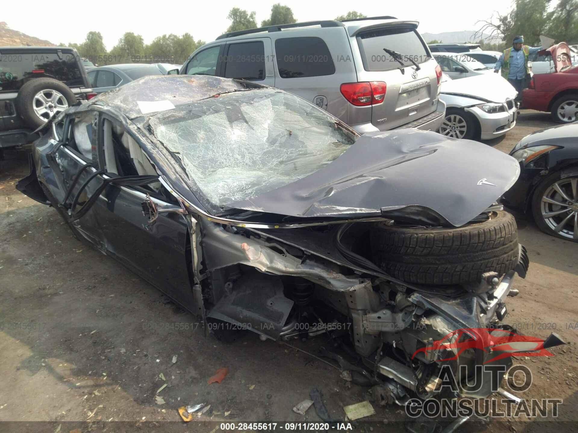 TESLA MODEL 3 2018 - 5YJ3E1EA7JF025650
