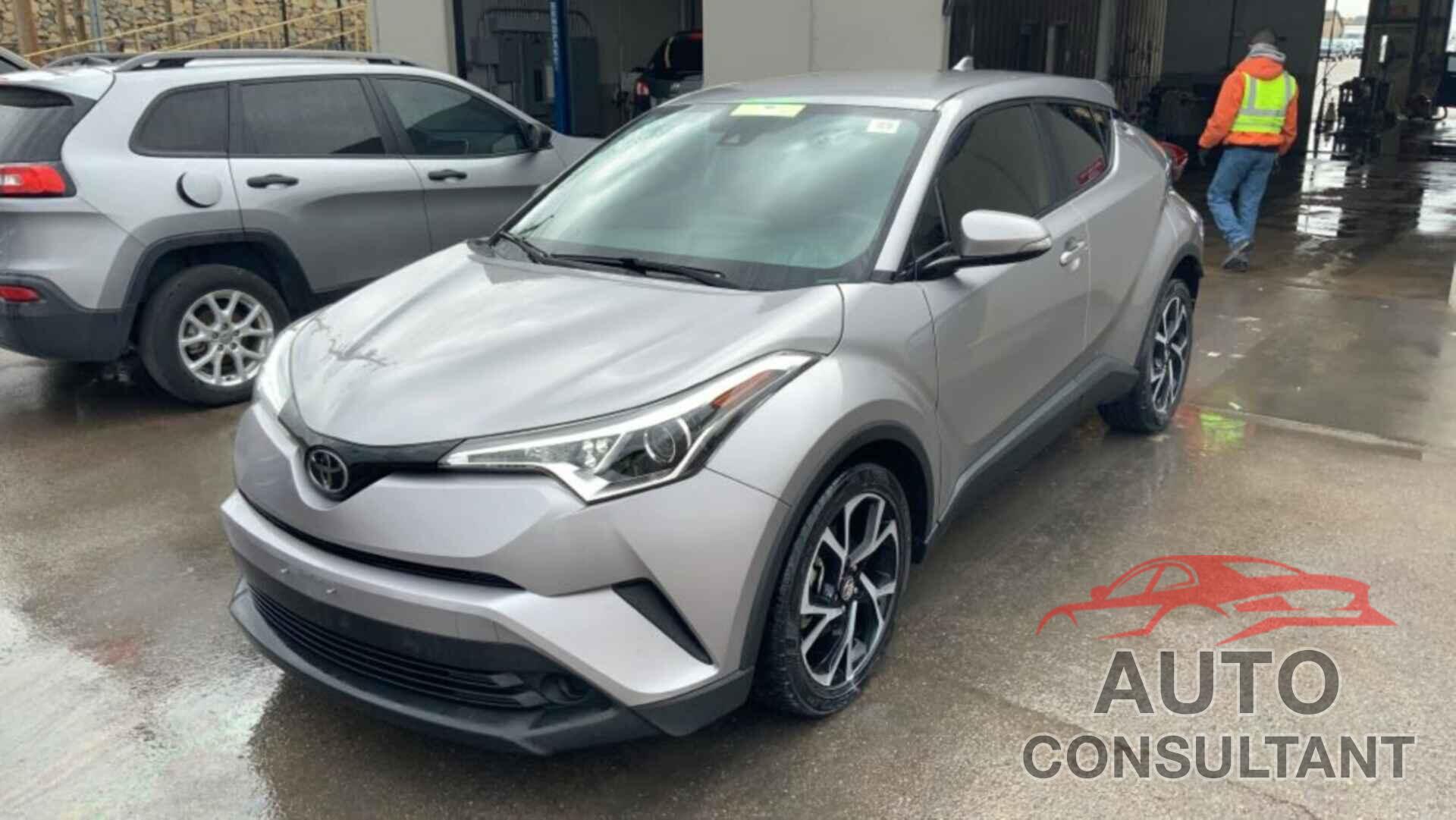 TOYOTA C-HR 2018 - JTNKHMBX2J1002553