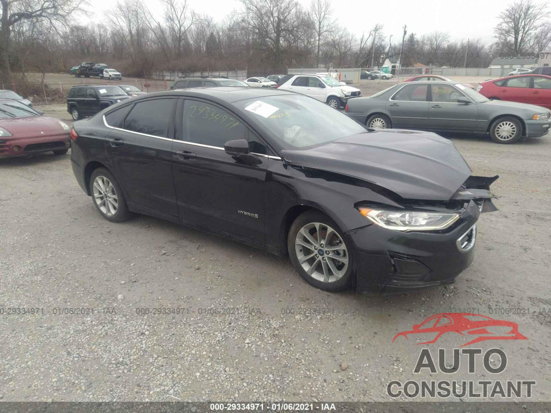 FORD FUSION HYBRID 2019 - 3FA6P0LU8KR139645