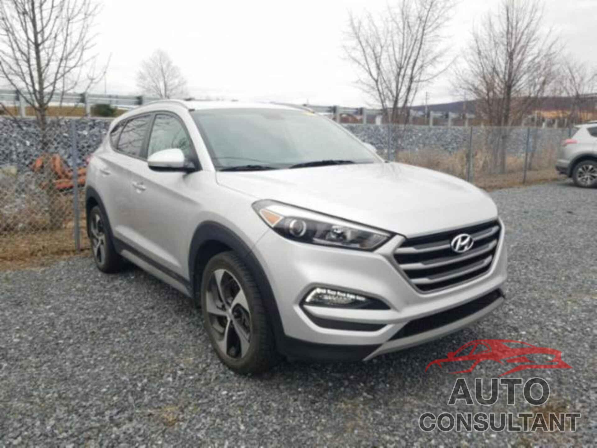 HYUNDAI TUCSON 2017 - KM8J3CA26HU593084