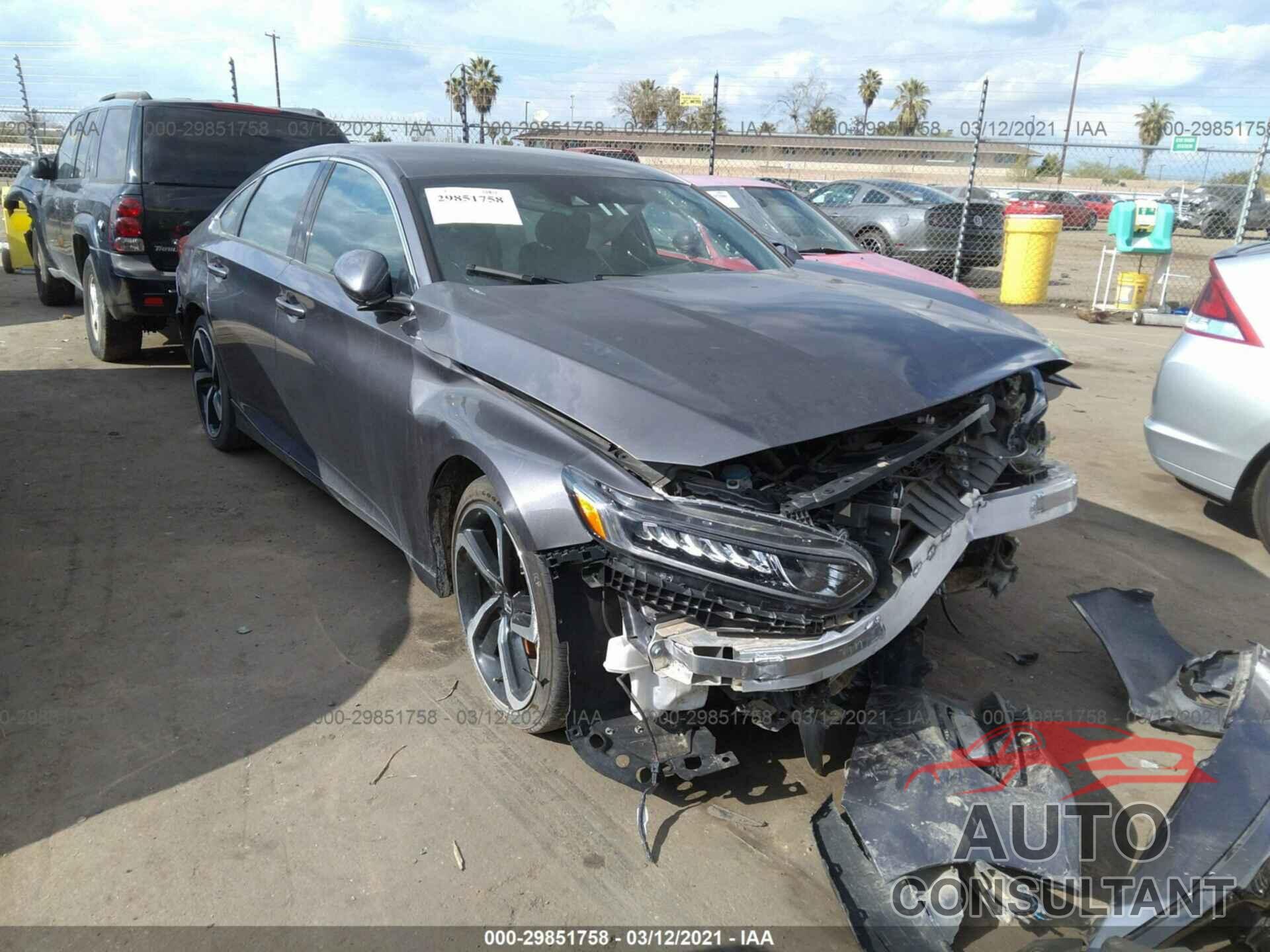 HONDA ACCORD SEDAN 2018 - 1HGCV1F32JA215415