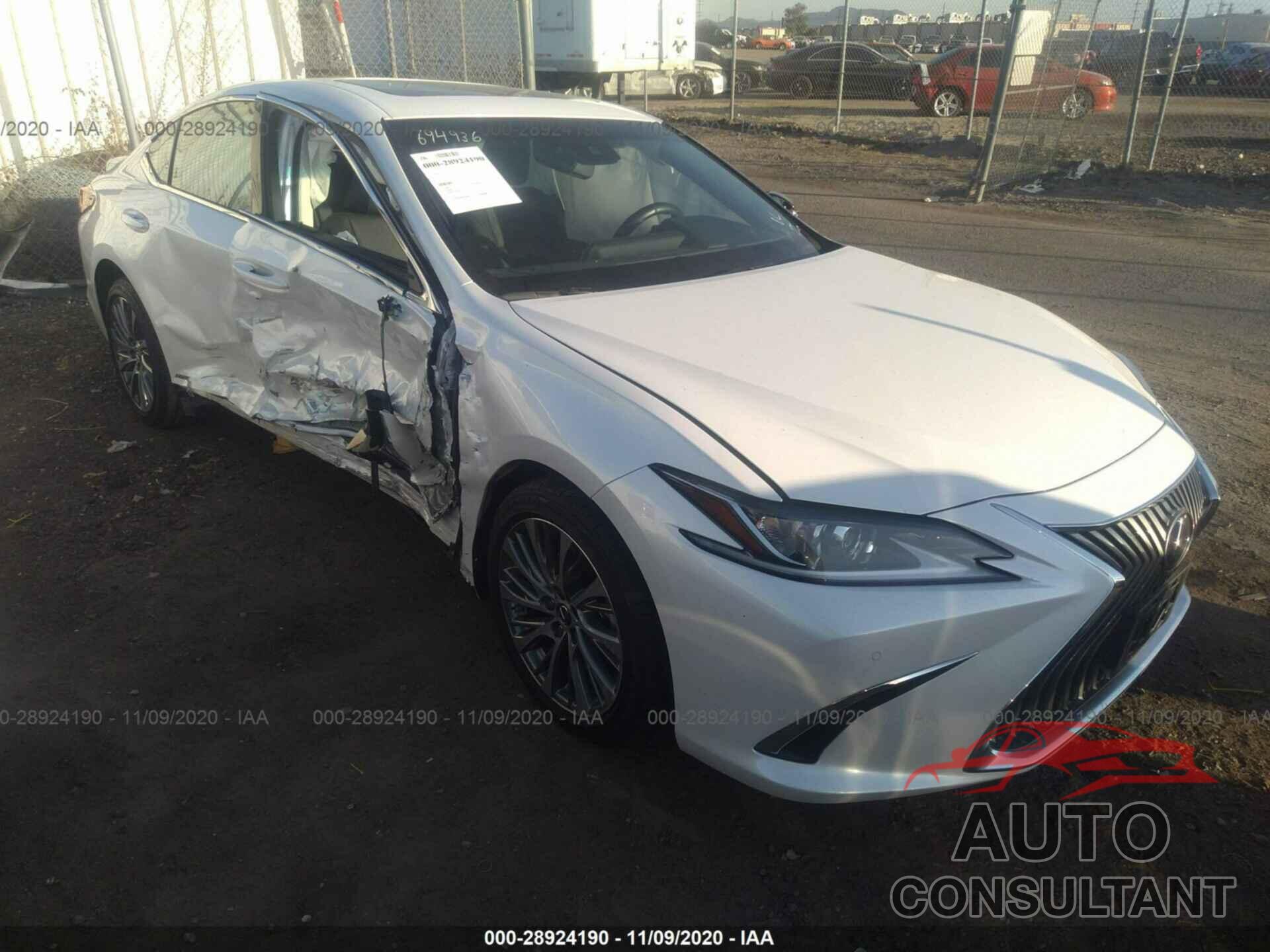 LEXUS ES 2020 - 58AD21B11LU010867