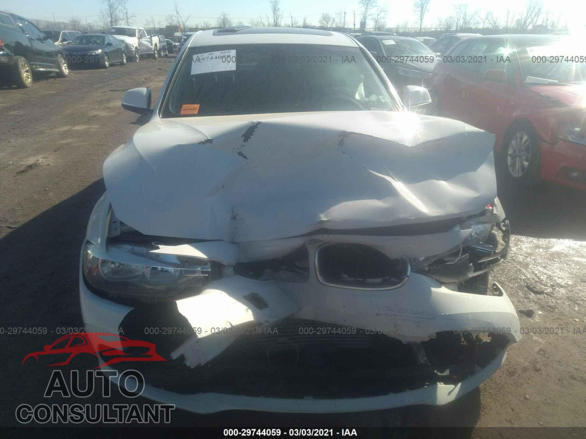 BMW 3 SERIES 2016 - WBA8E5G57GNU19430