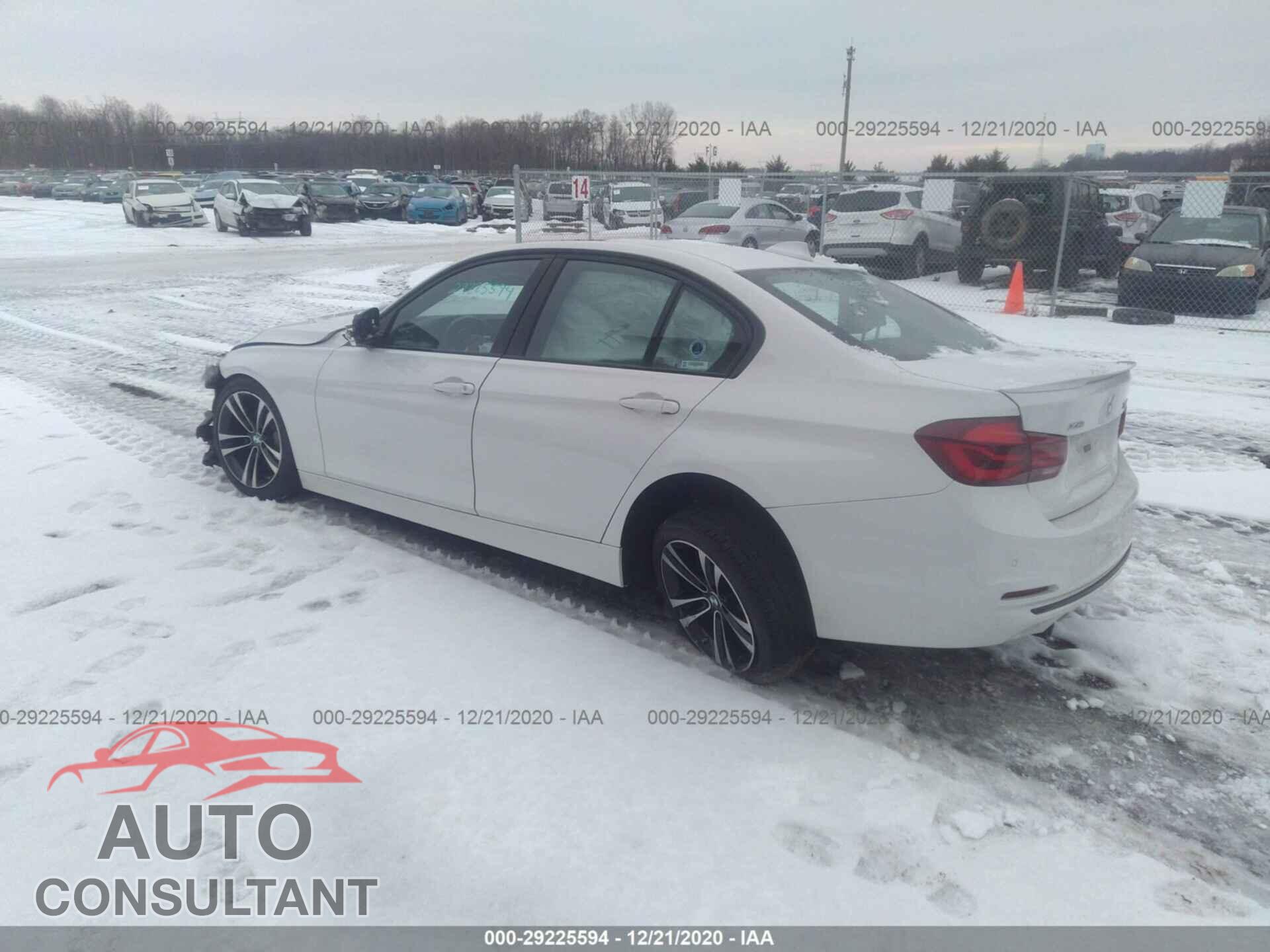 BMW 3 SERIES 2018 - WBA8B7C54JA585901