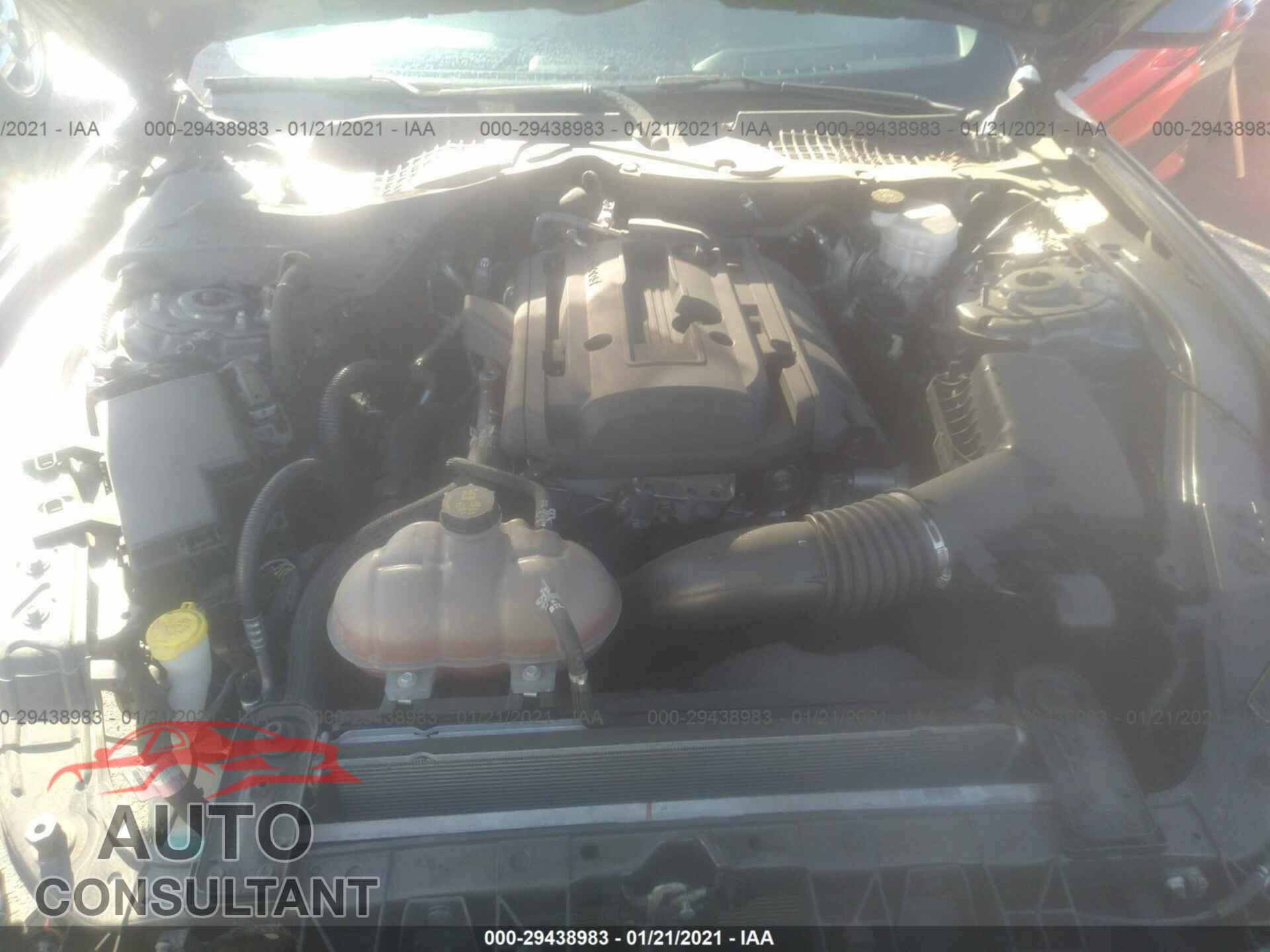 FORD MUSTANG 2019 - 1FA6P8TH0K5118826