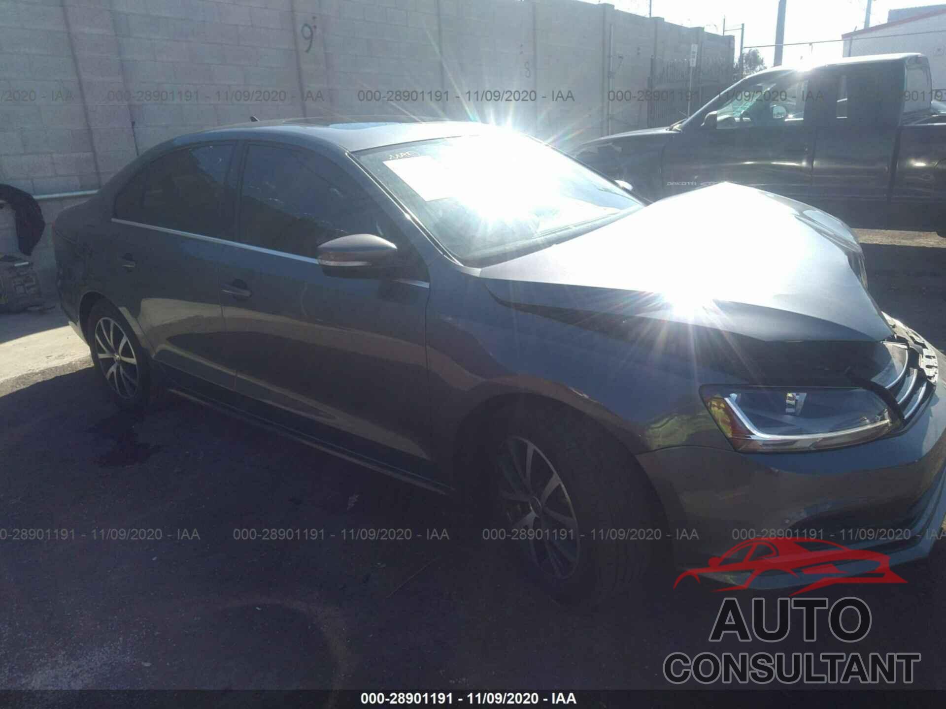 VOLKSWAGEN JETTA 2017 - 3VWDB7AJ9HM404464