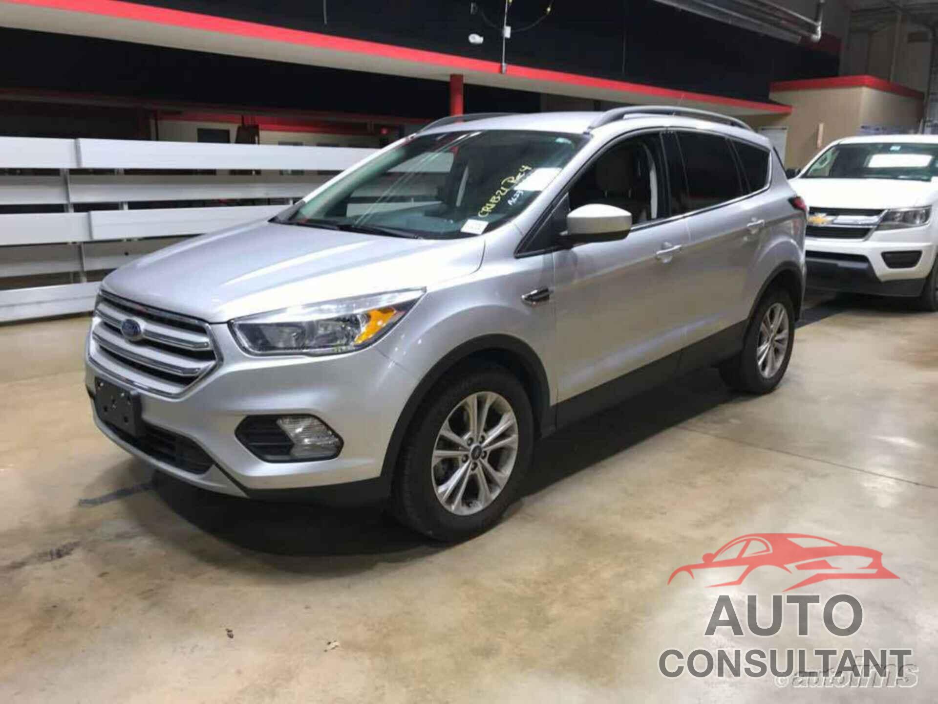 FORD ESCAPE 2018 - 1FMCU0GDXJUC13389