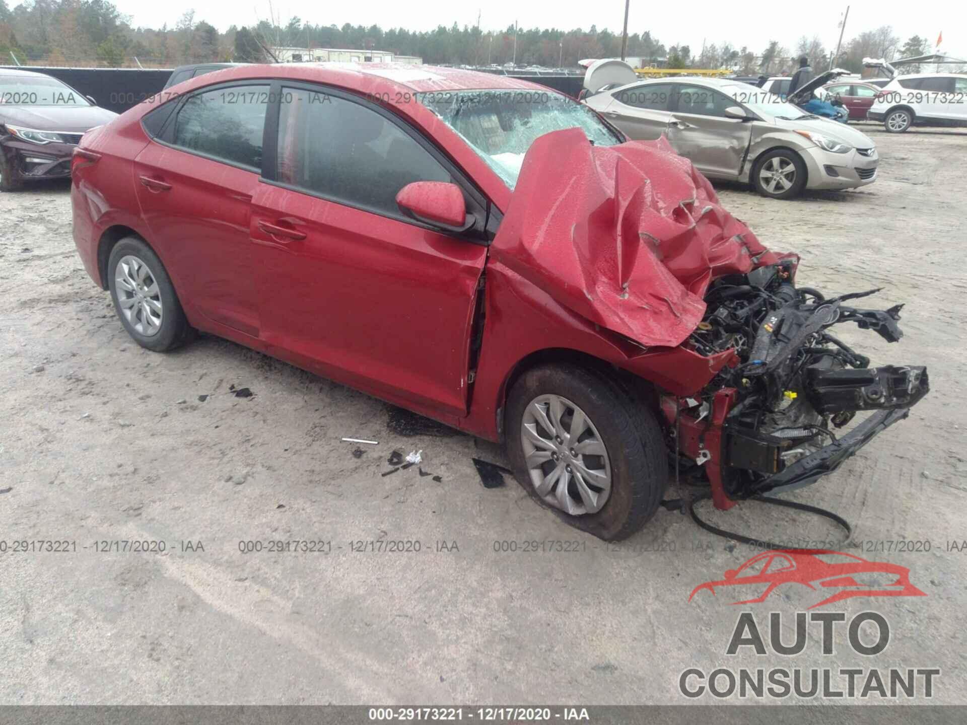 HYUNDAI ACCENT 2018 - 3KPC24A39JE021607