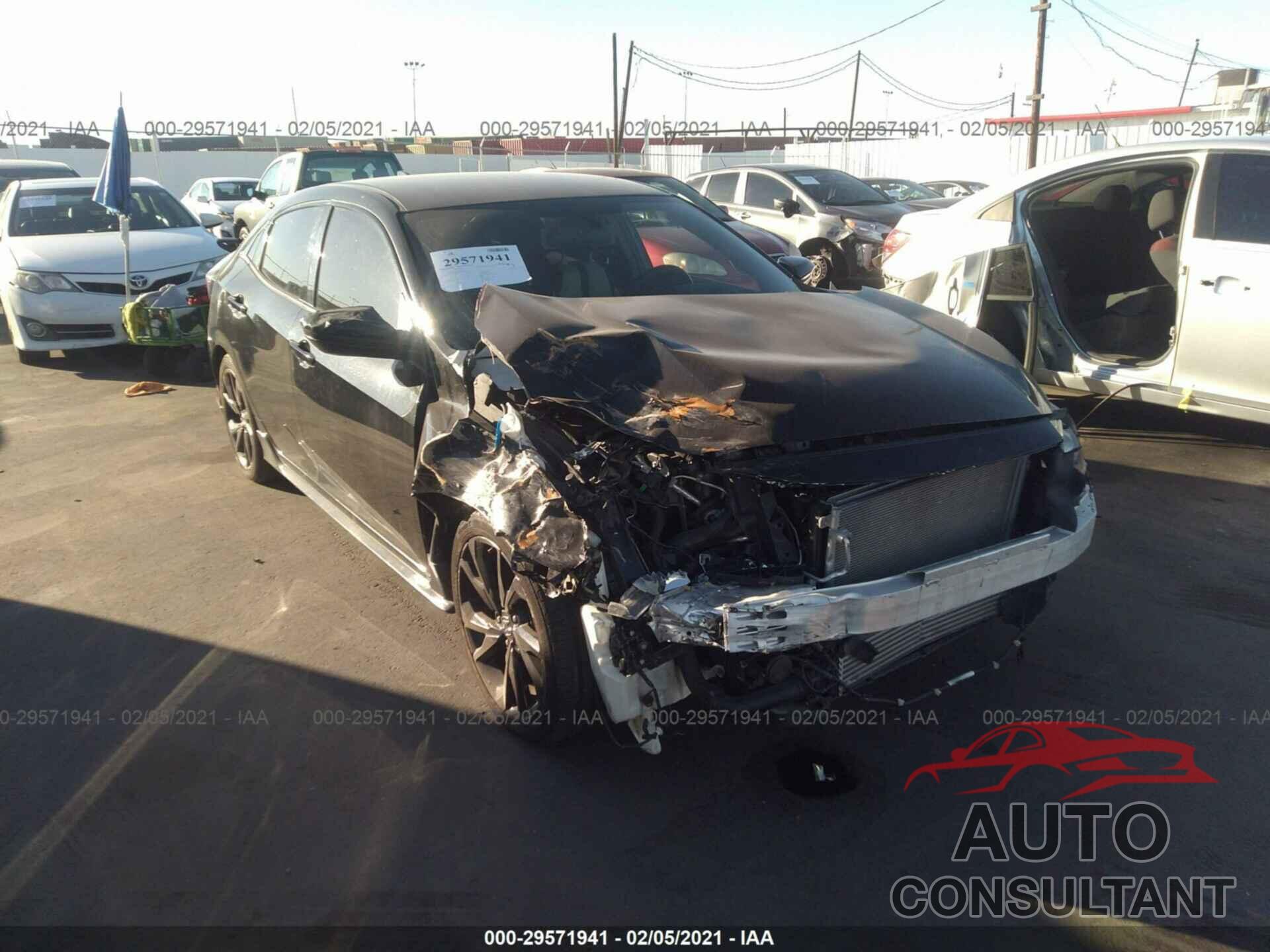 HONDA CIVIC HATCHBACK 2017 - SHHFK7H48HU406169