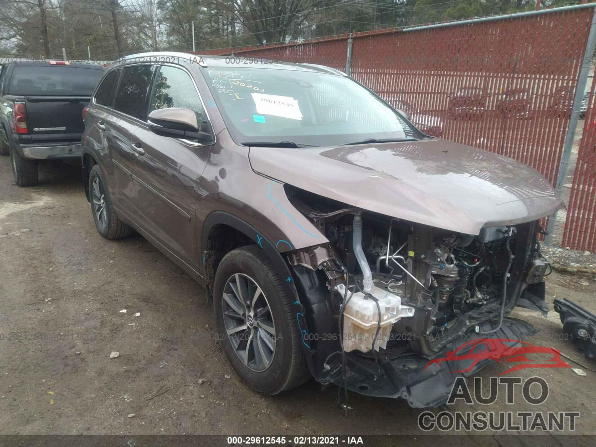 TOYOTA HIGHLANDER 2018 - 5TDKZRFH4JS250520