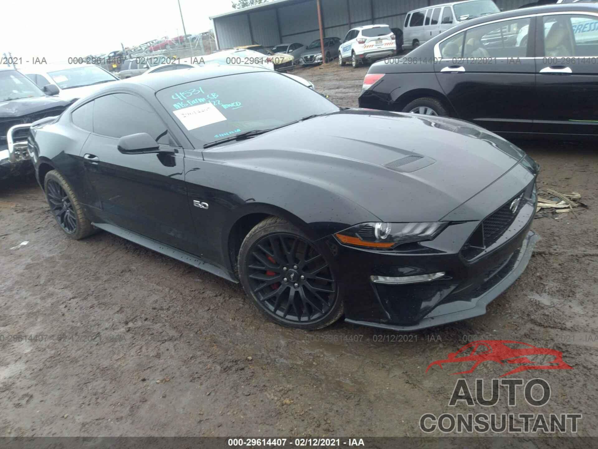 FORD MUSTANG 2018 - 1FA6P8CF1J5158927